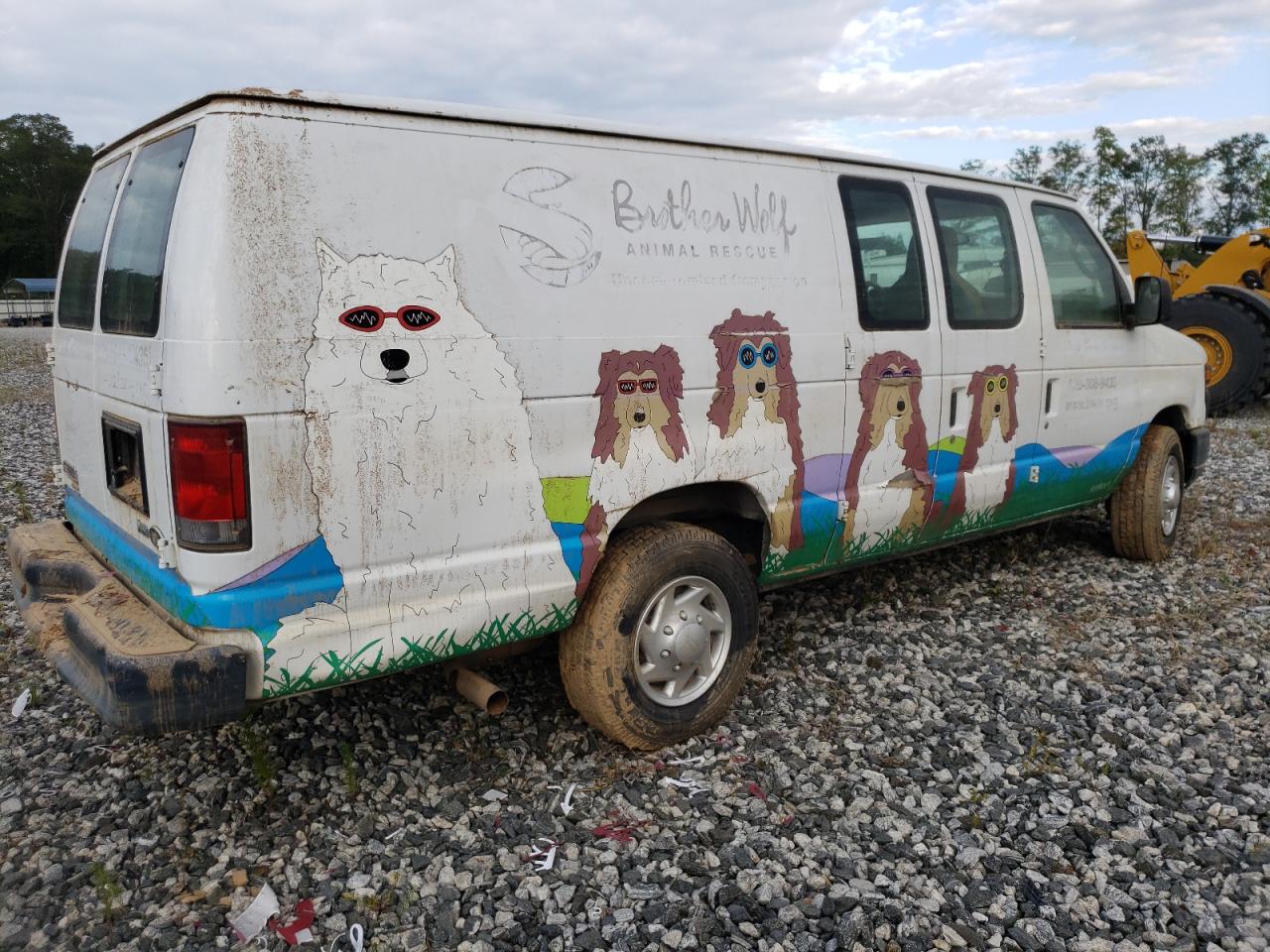 2013 Ford Econoline - Image 3