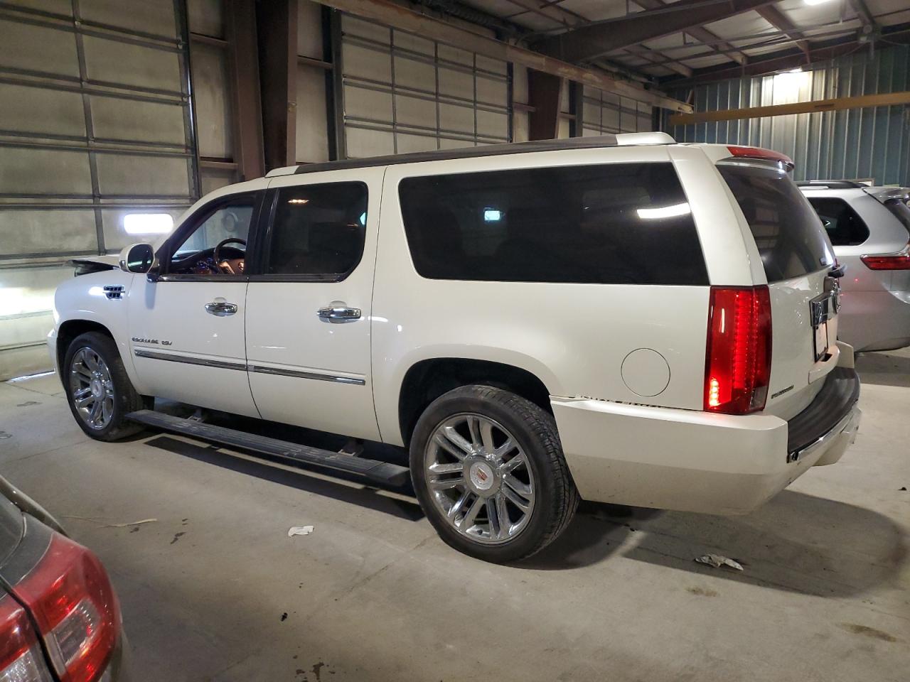 2014 Cadillac Escalade - Image 2