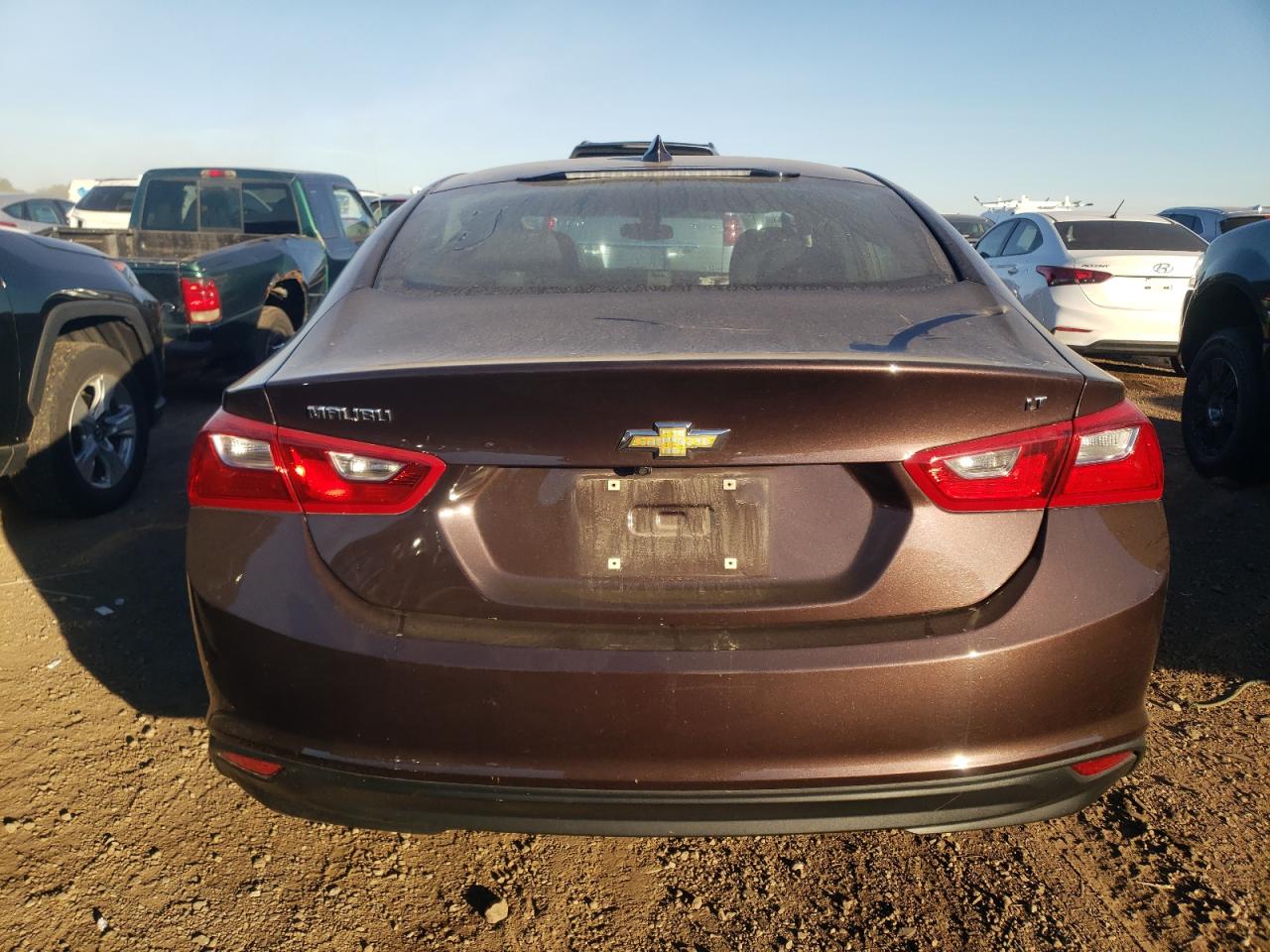 2016 Chevrolet Malibu - Image 6