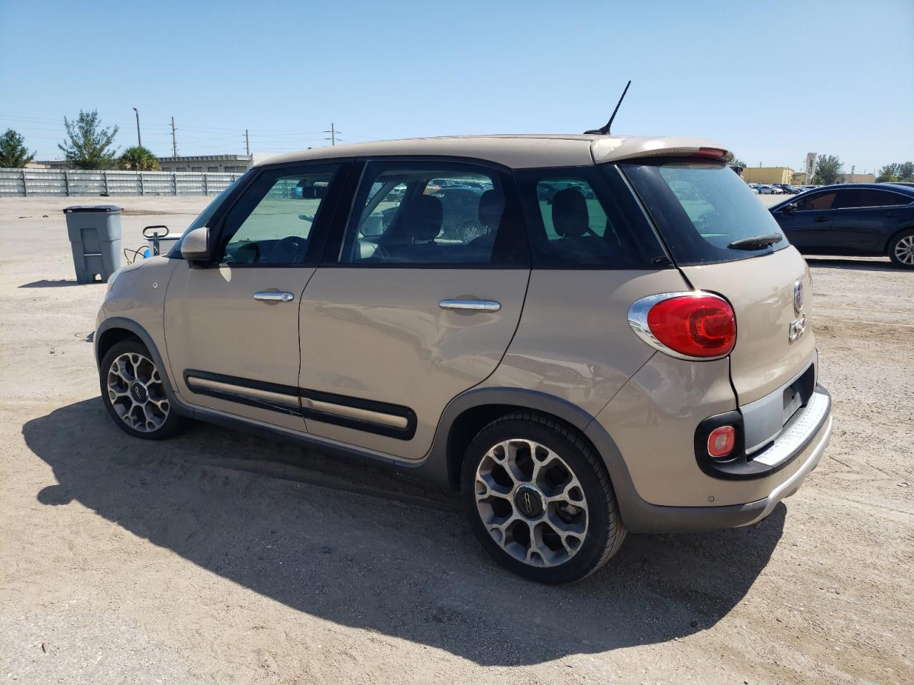 ZFBCFADH1EZ020216 2014 Fiat 500L Trekking