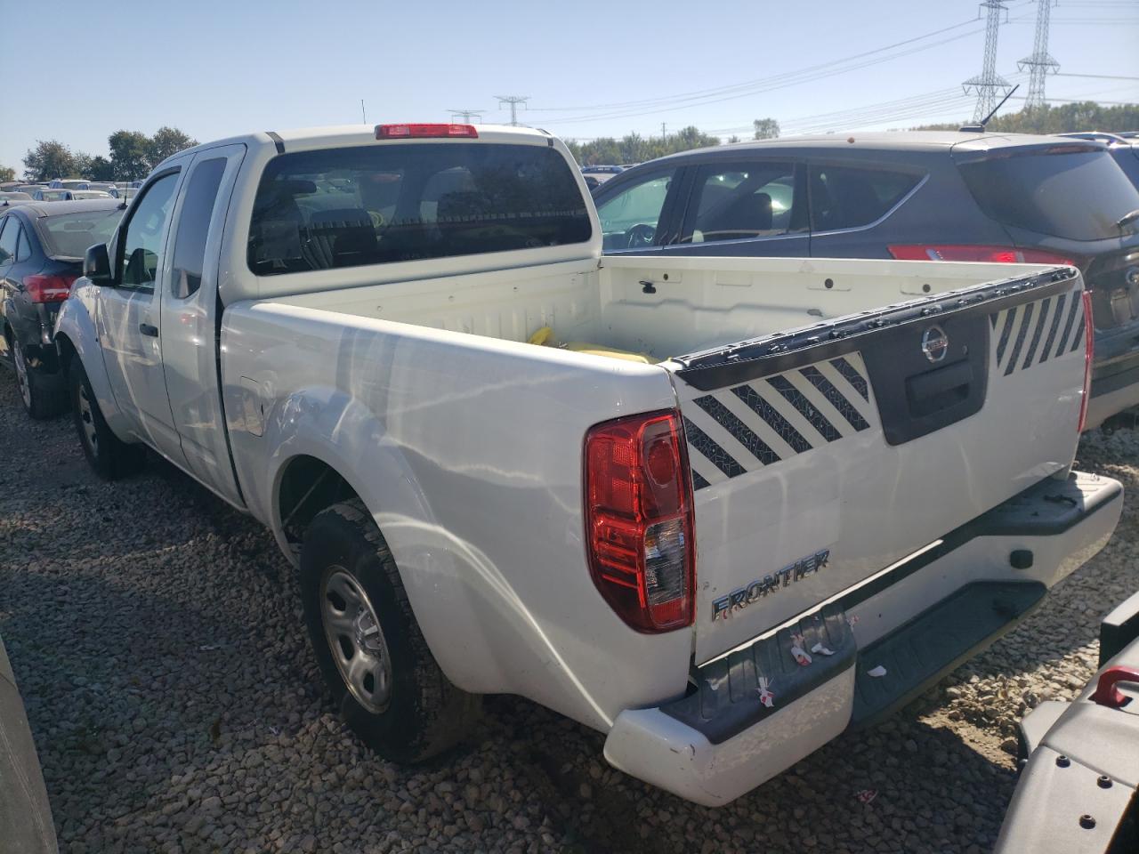 1N6BD0CT0HN723684 2017 NISSAN NAVARA - Image 2