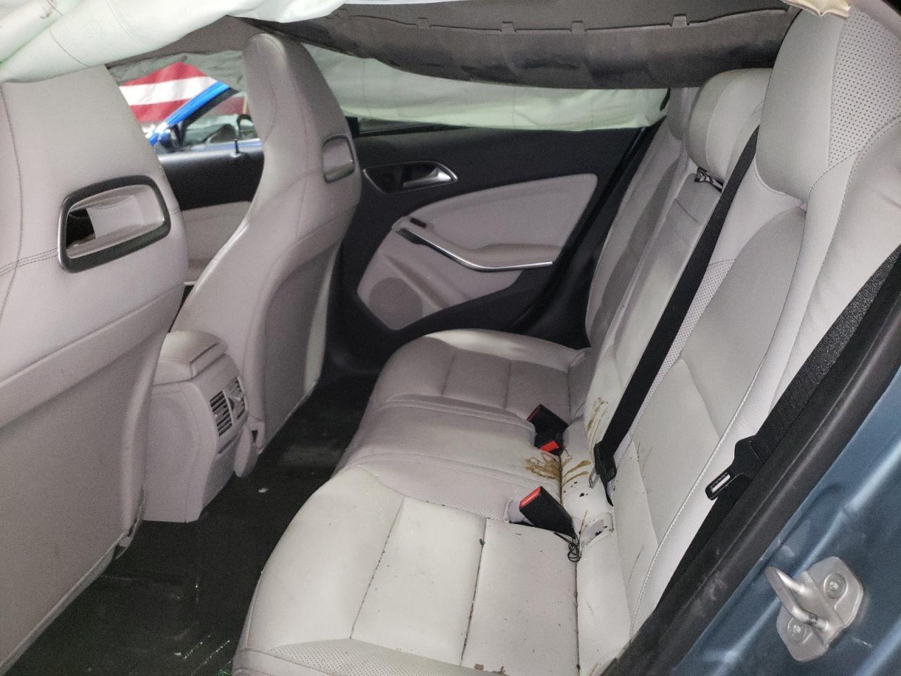 2015 Mercedes-Benz GLA-klasse - Image 11