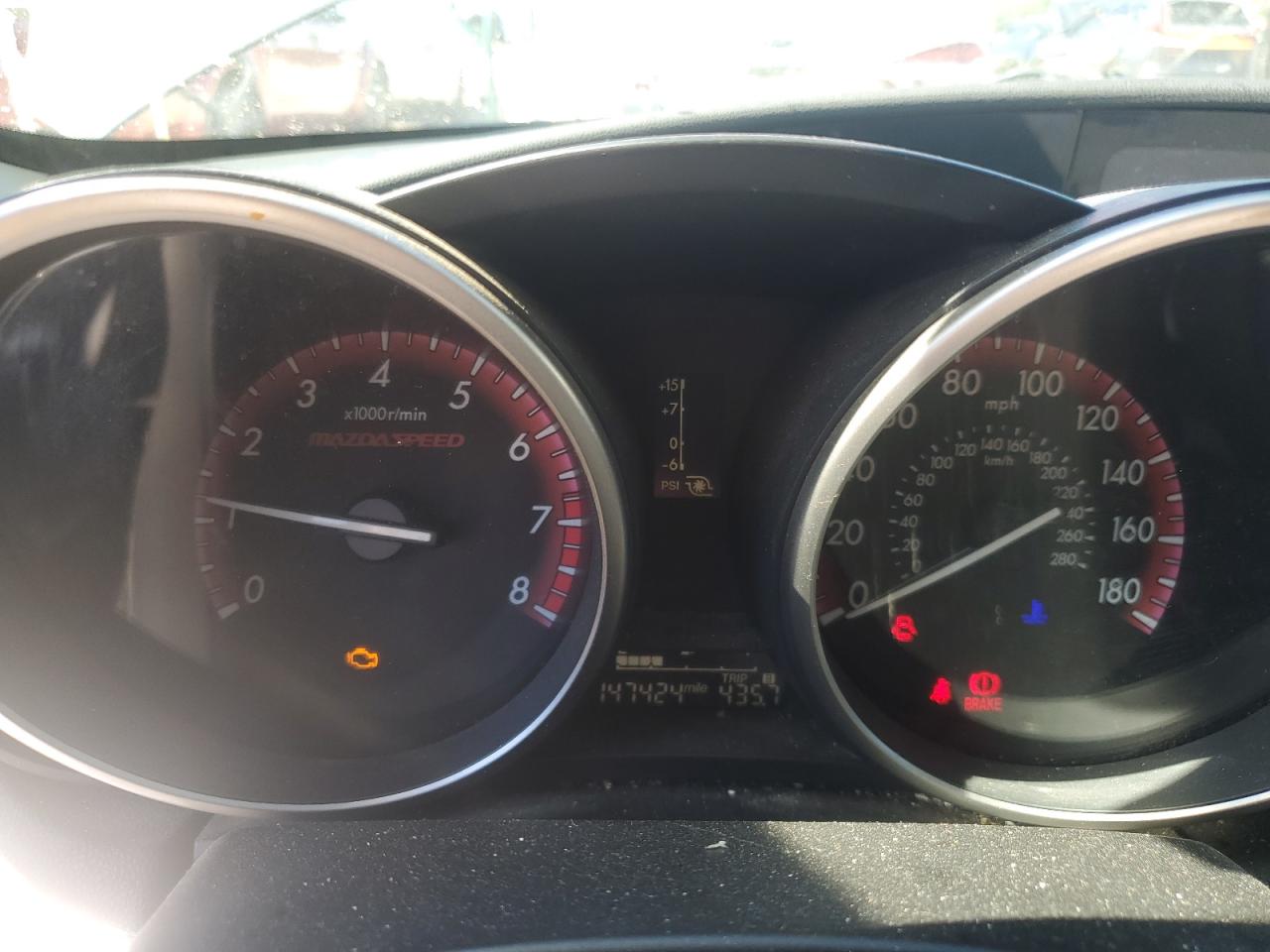 2013 Mazda 3 - Image 9