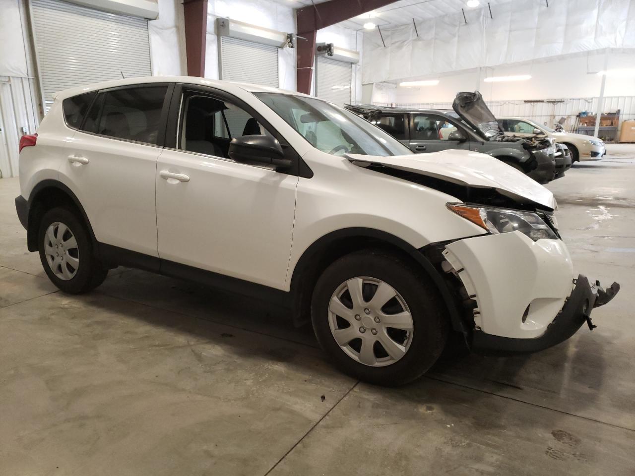 VIN 2T3BFREV2DW057060 2013 TOYOTA RAV4 no.4