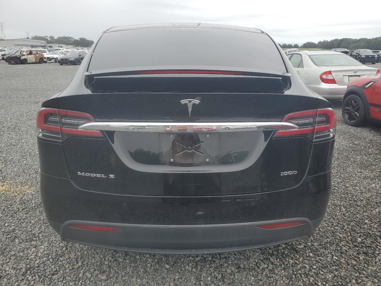 2018 Tesla Model X VIN: 5YJXCBE22JF087723 Lot: 74737894