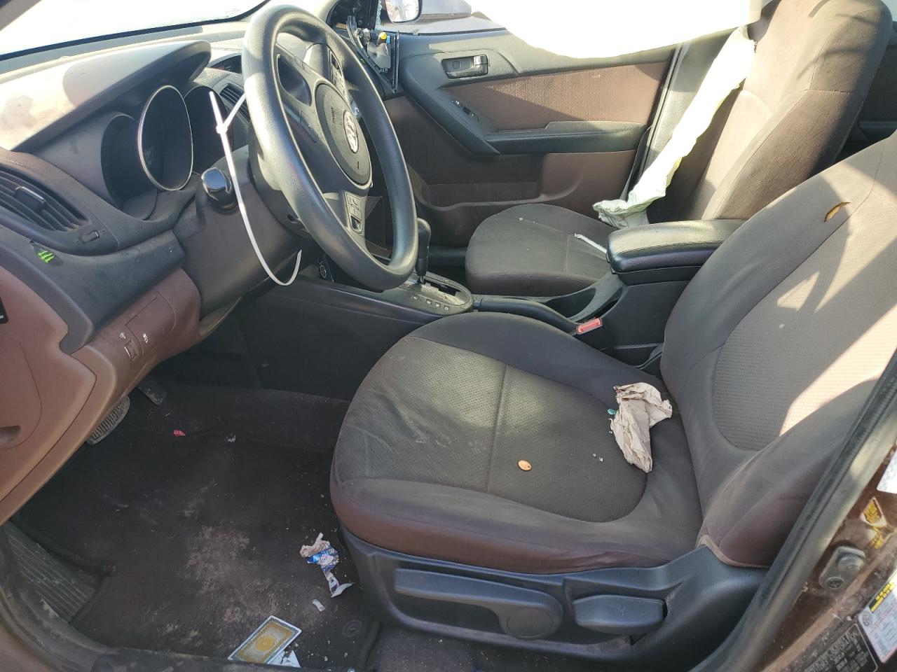 2010 Kia Forte - Image 7