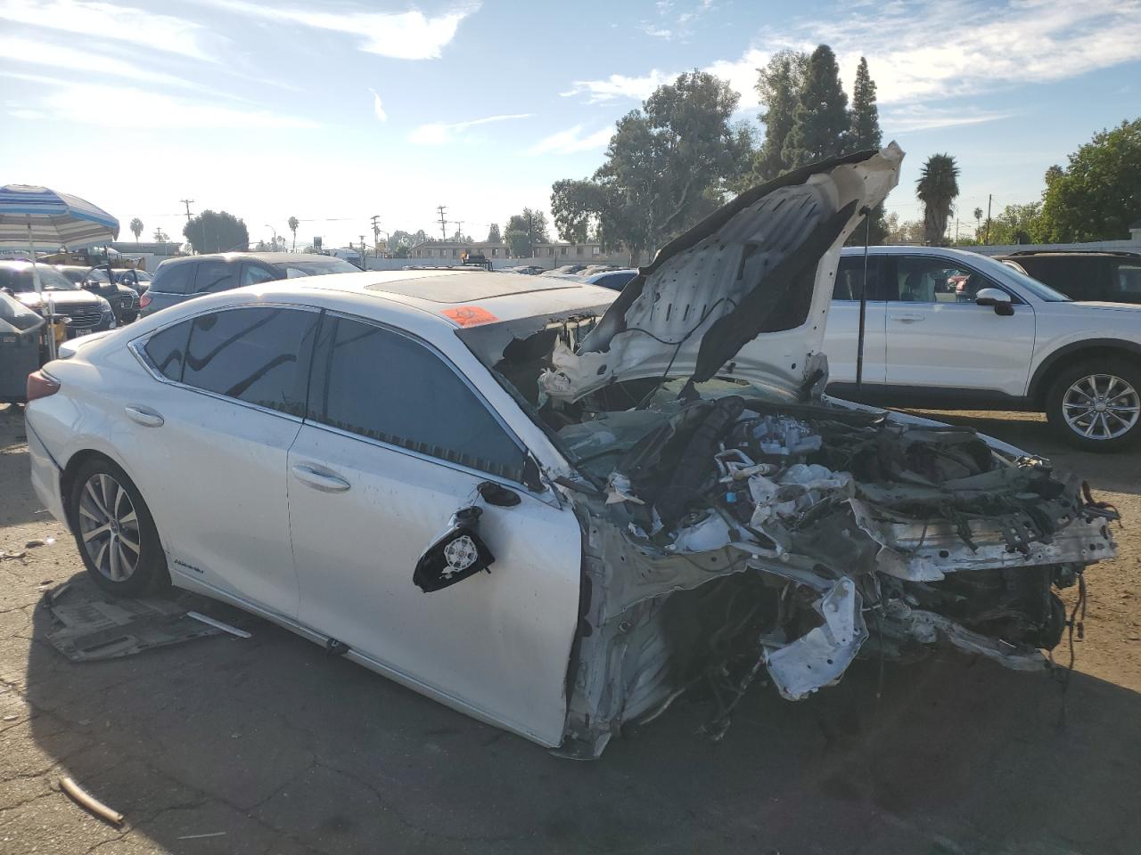 2021 Lexus ES - Image 4