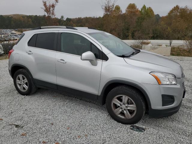 Паркетники CHEVROLET TRAX 2015 Серебристый