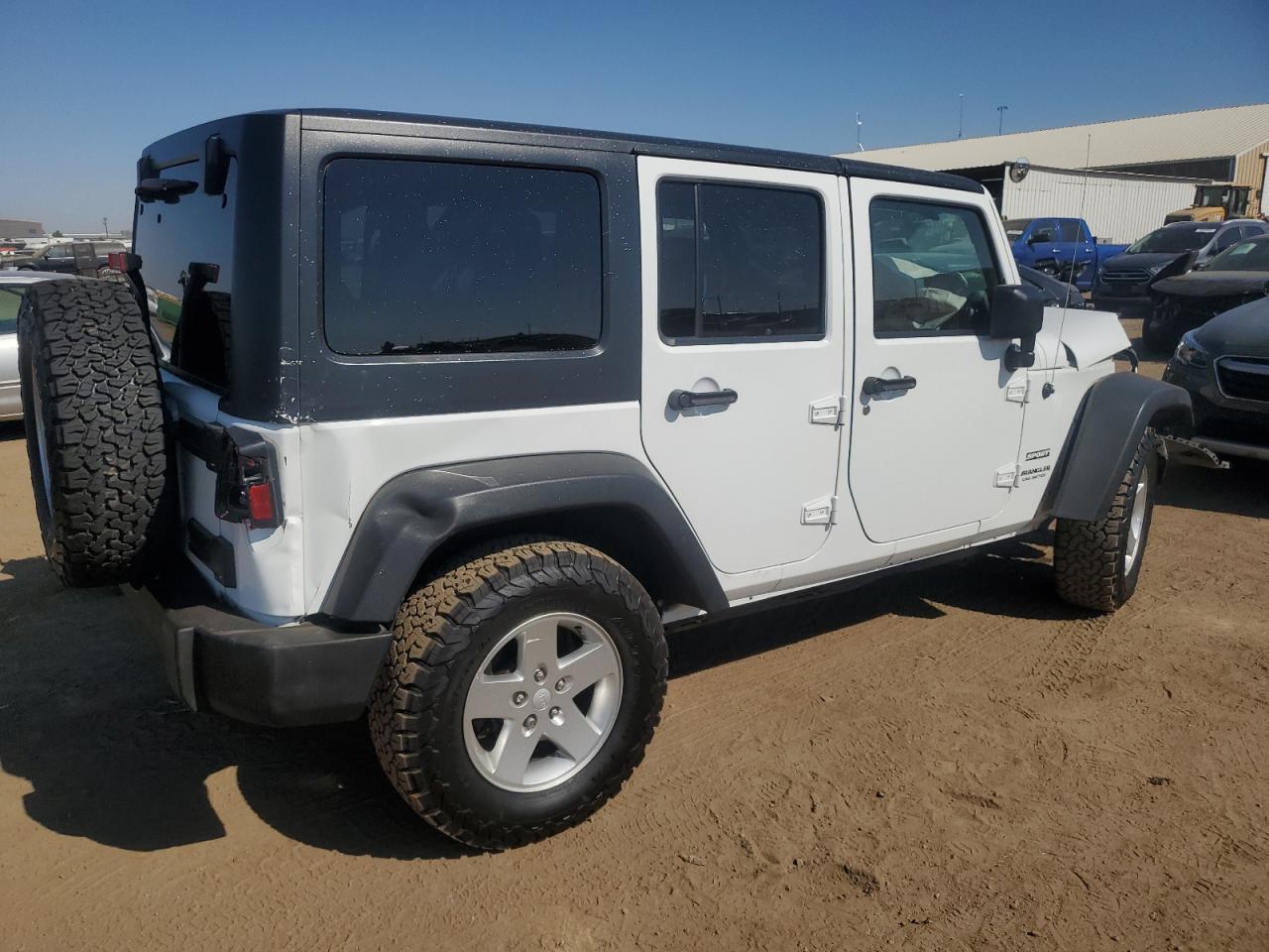 1J4BA3H14BL553038 2011 Jeep Wrangler Unlimited Sport