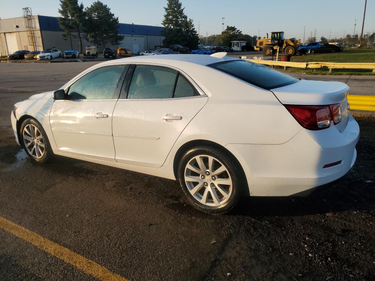 VIN 1G11D5SL1FU122843 2015 CHEVROLET MALIBU no.2