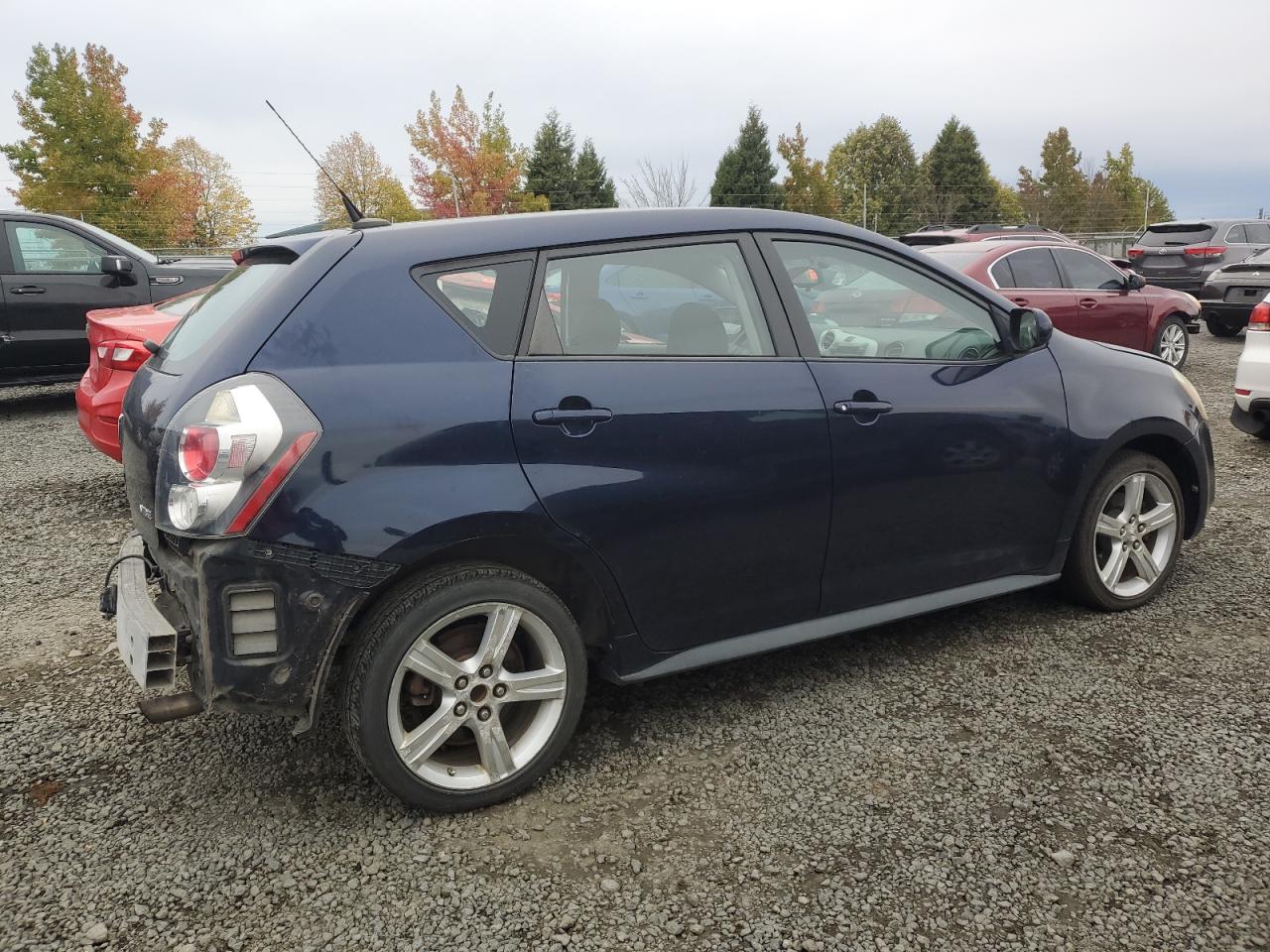 2010 Pontiac Vibe - Image 3