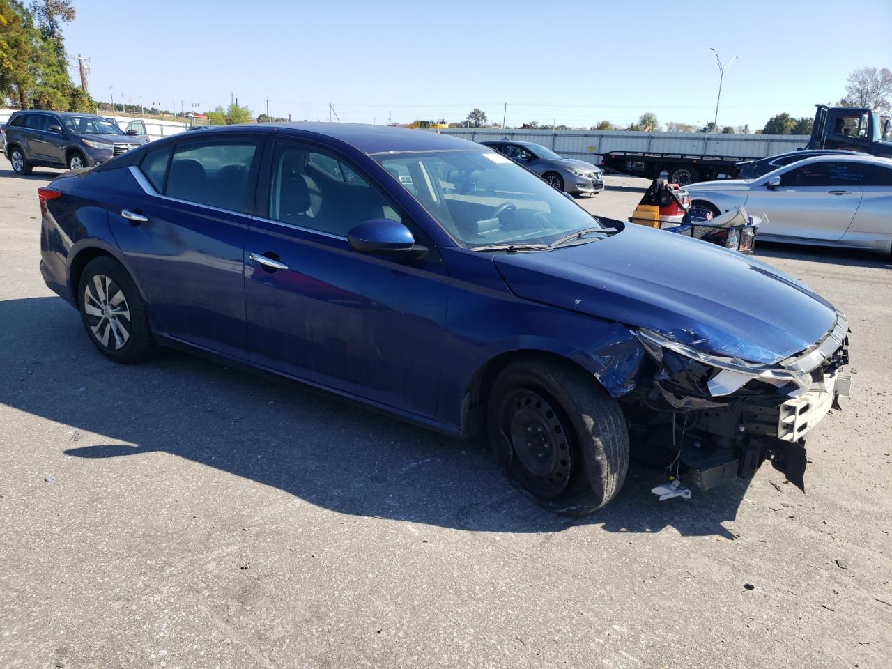 2019 Nissan Altima - Image 4