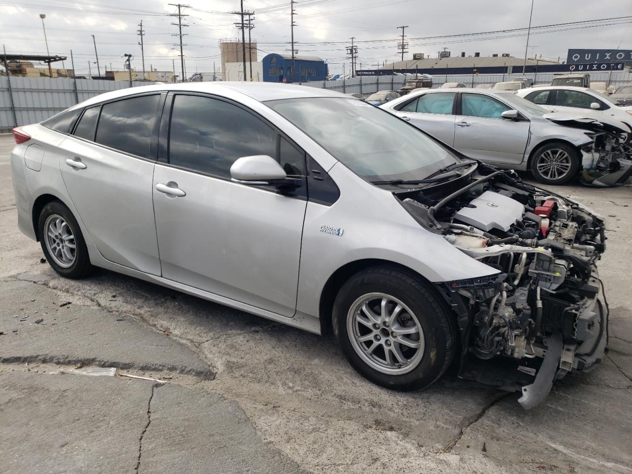 2017 Toyota Prius - Image 4