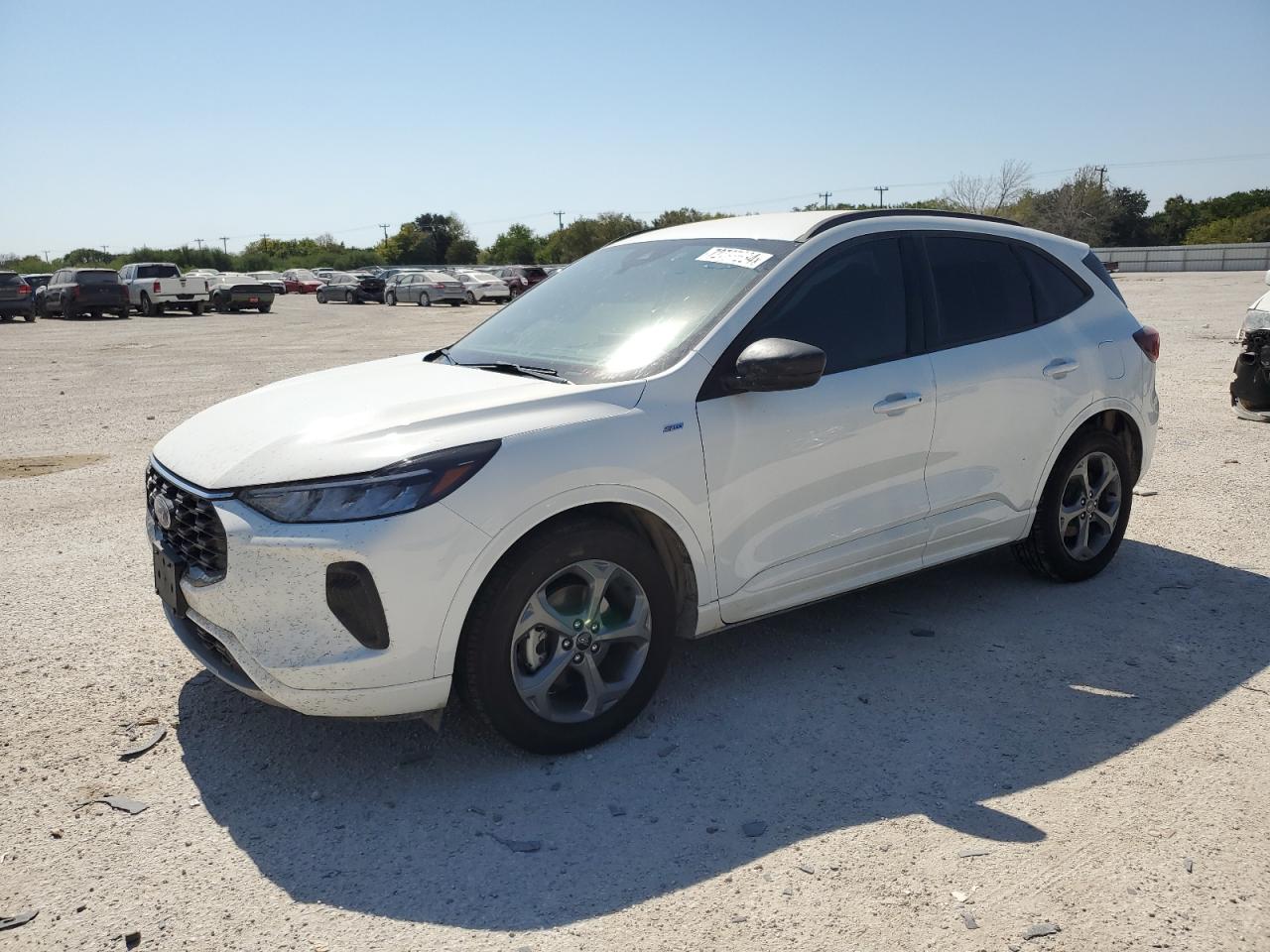 2023 Ford Escape - Image 1