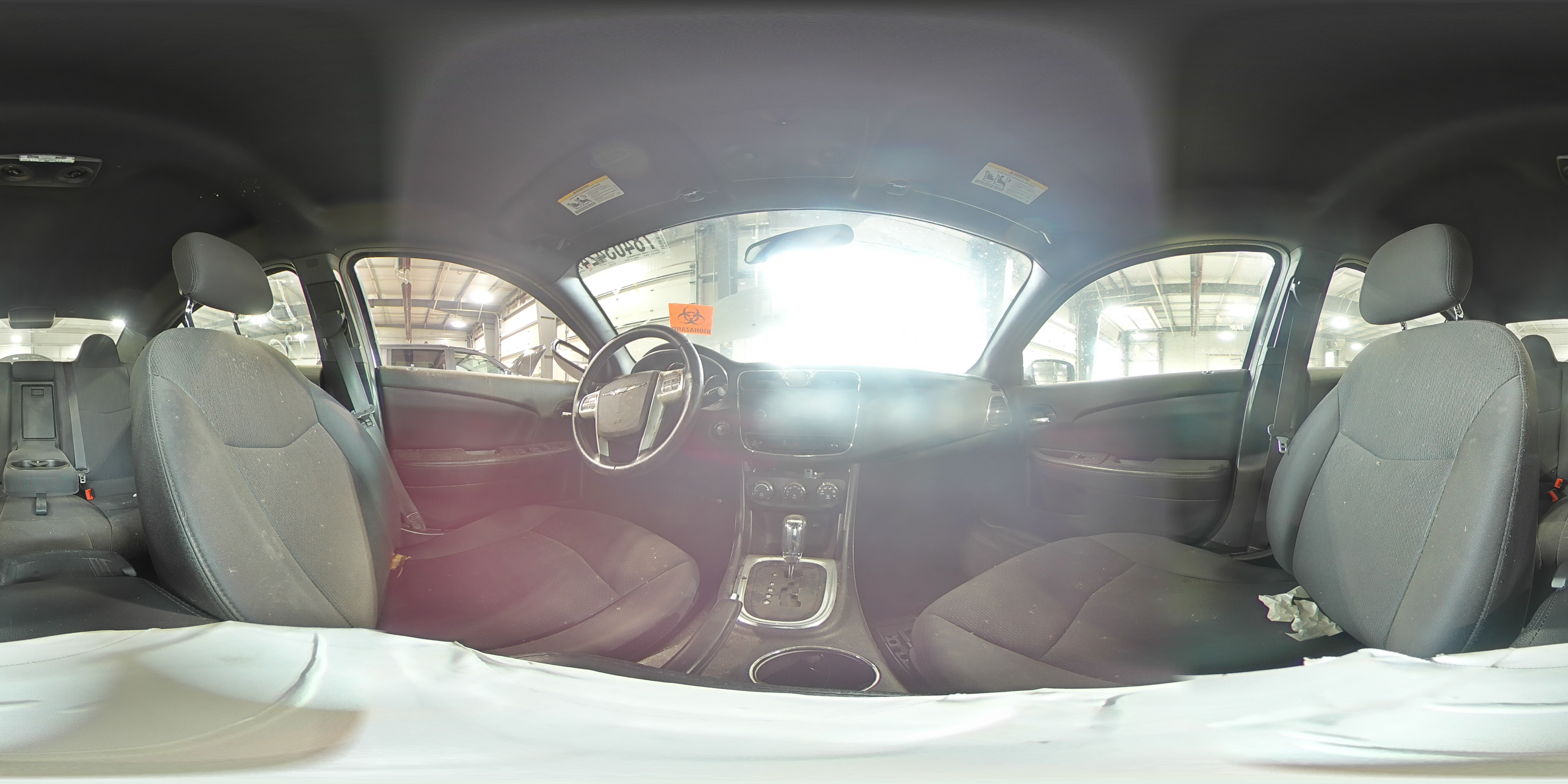 2013 Chrysler 200 - Image 14