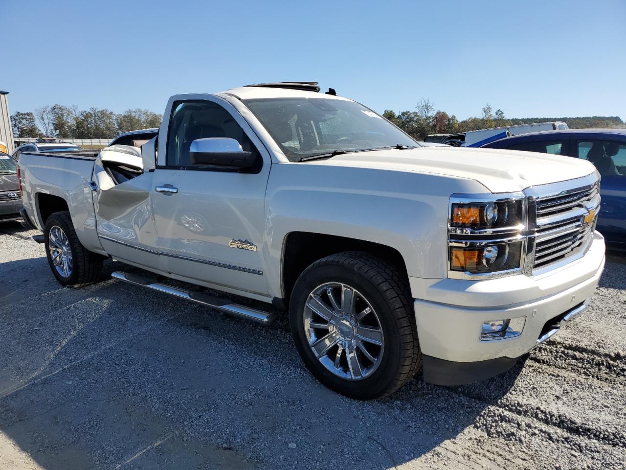 2014 Chevrolet Silverado - Image 4