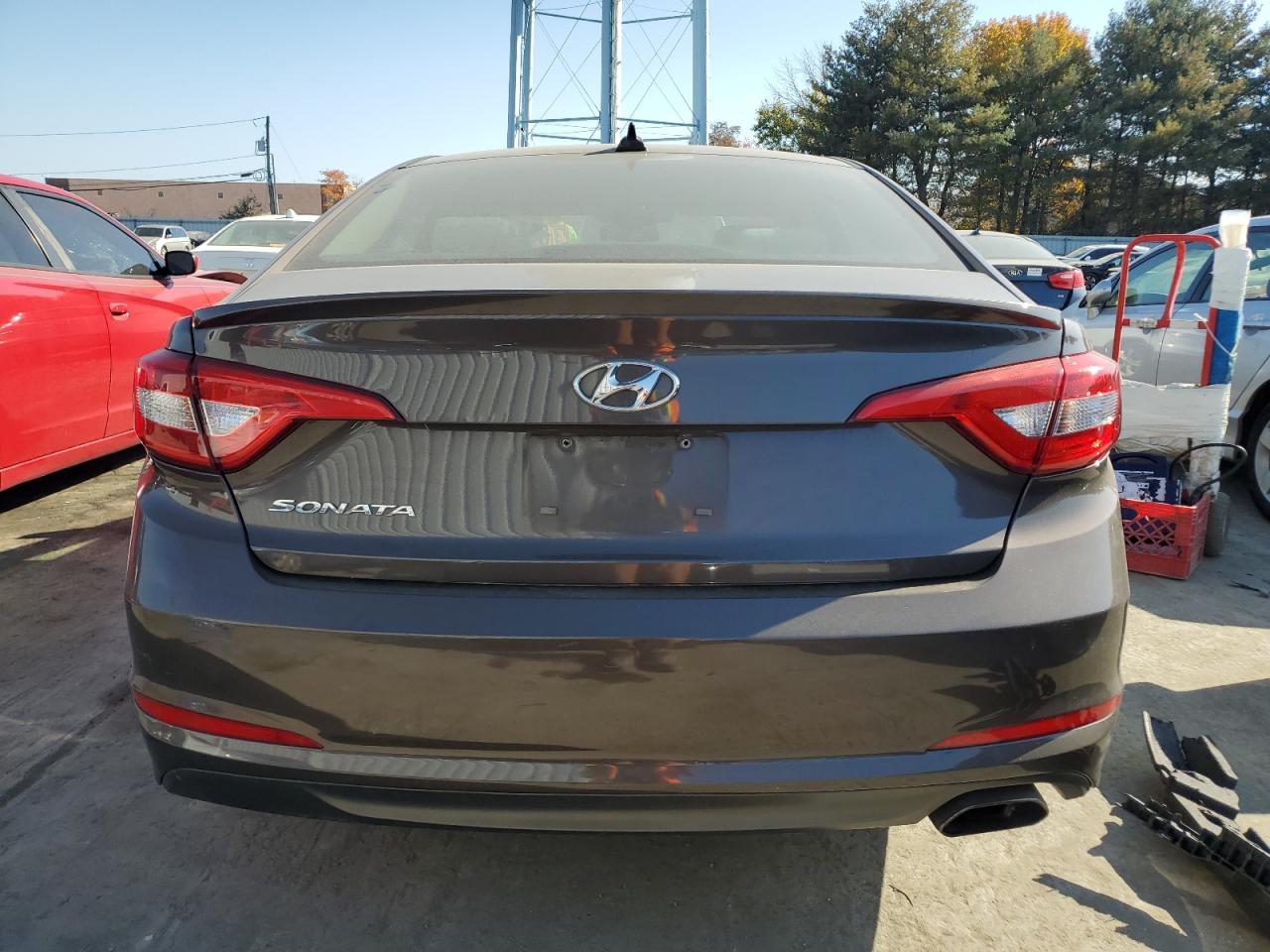 2016 Hyundai Sonata - Image 6
