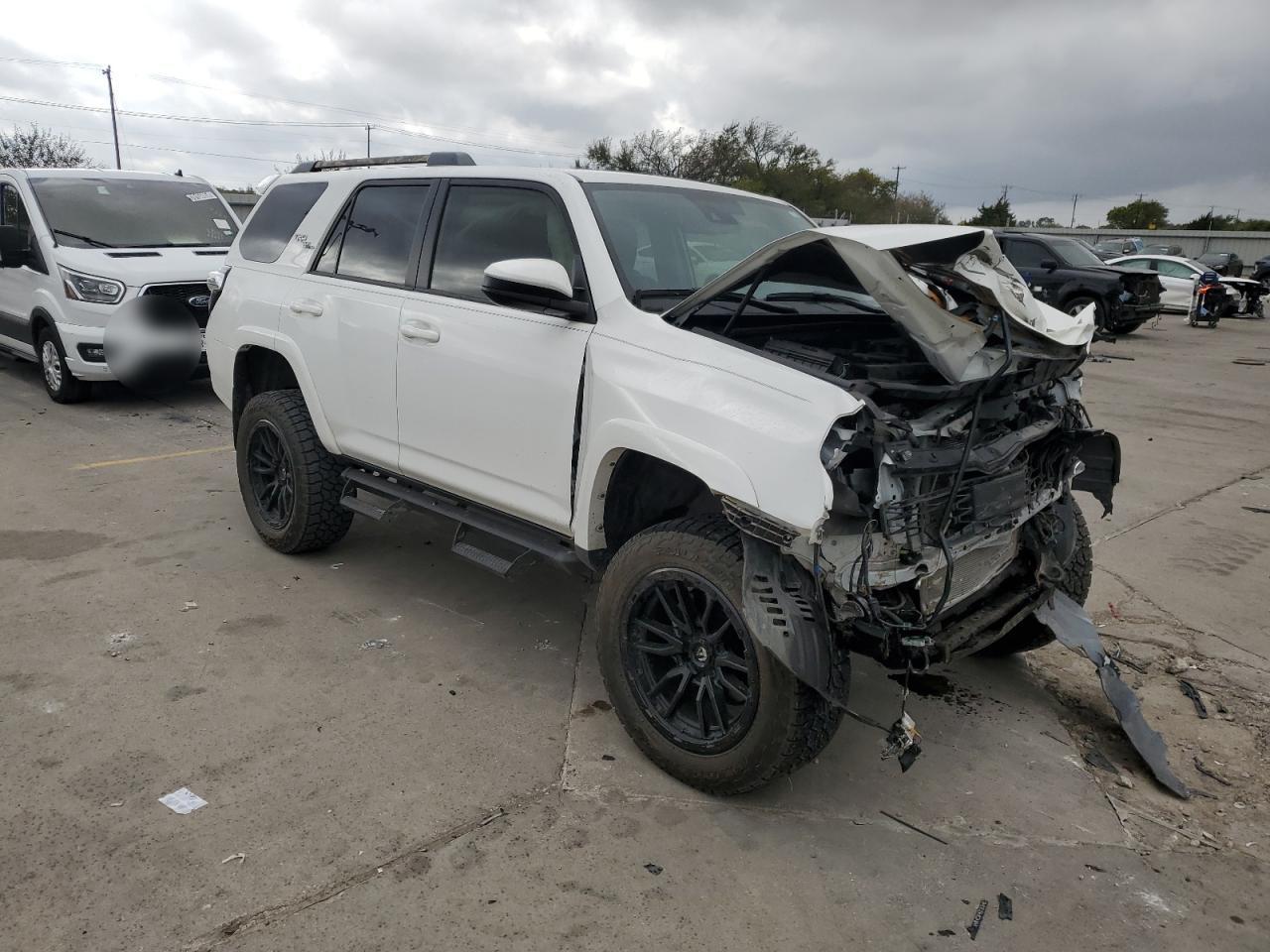 2023 Toyota 4Runner - Image 4