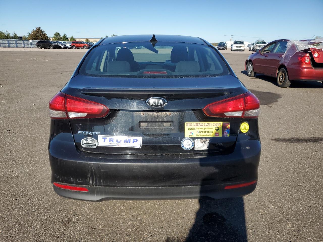 2018 Kia Forte Lx VIN: 3KPFK4A78JE256757 Lot: 76000844