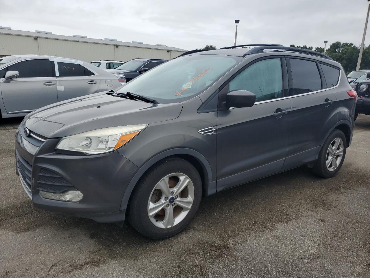 1FMCU0GX4FUB28419 2015 FORD ESCAPE - Image 1