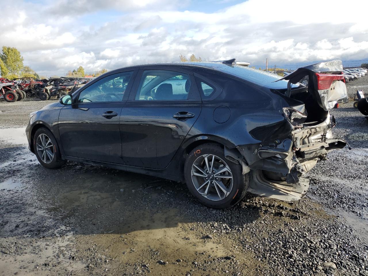 2023 Kia Forte - Image 2