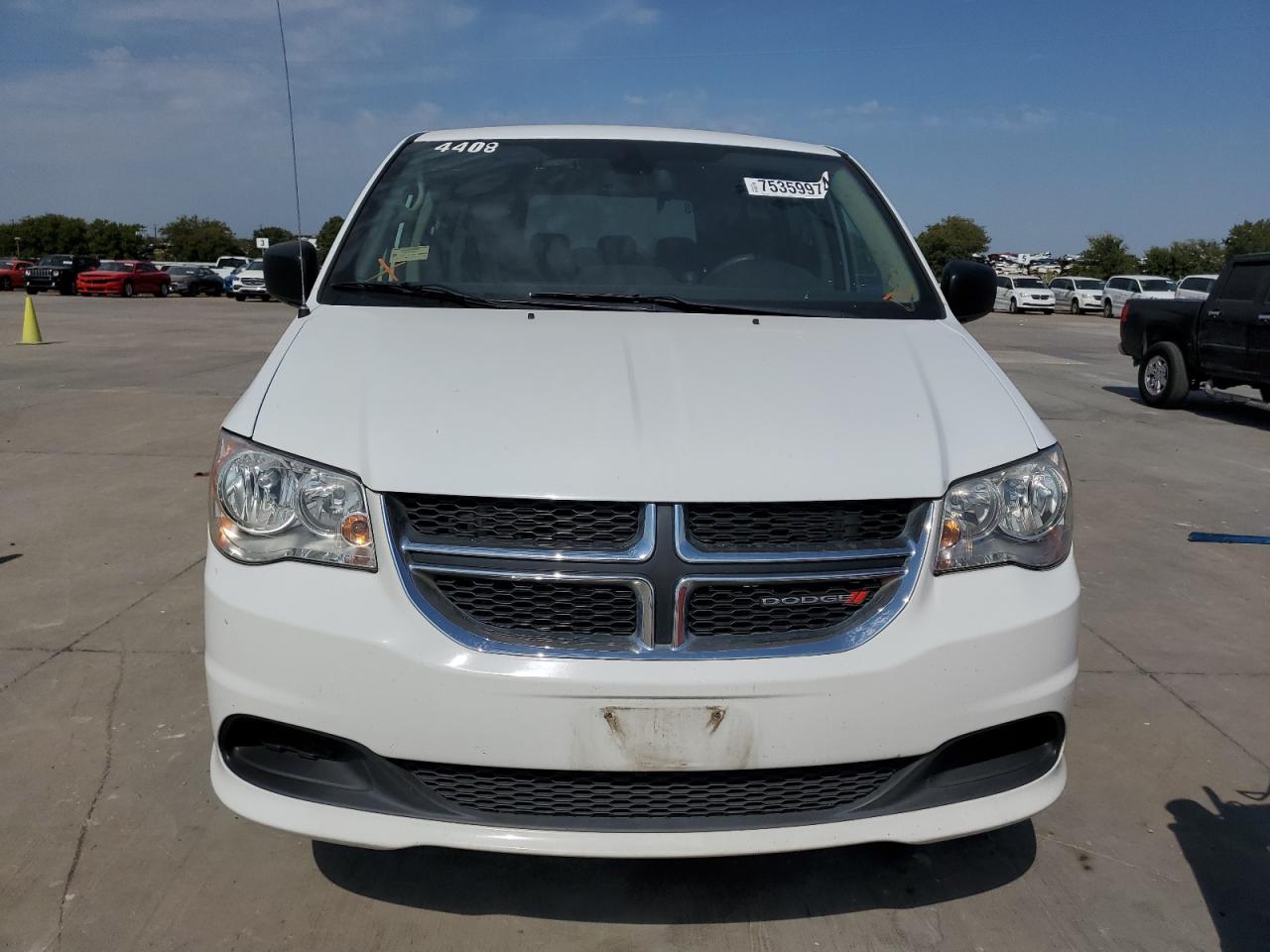 2019 Dodge Caravan - Image 5