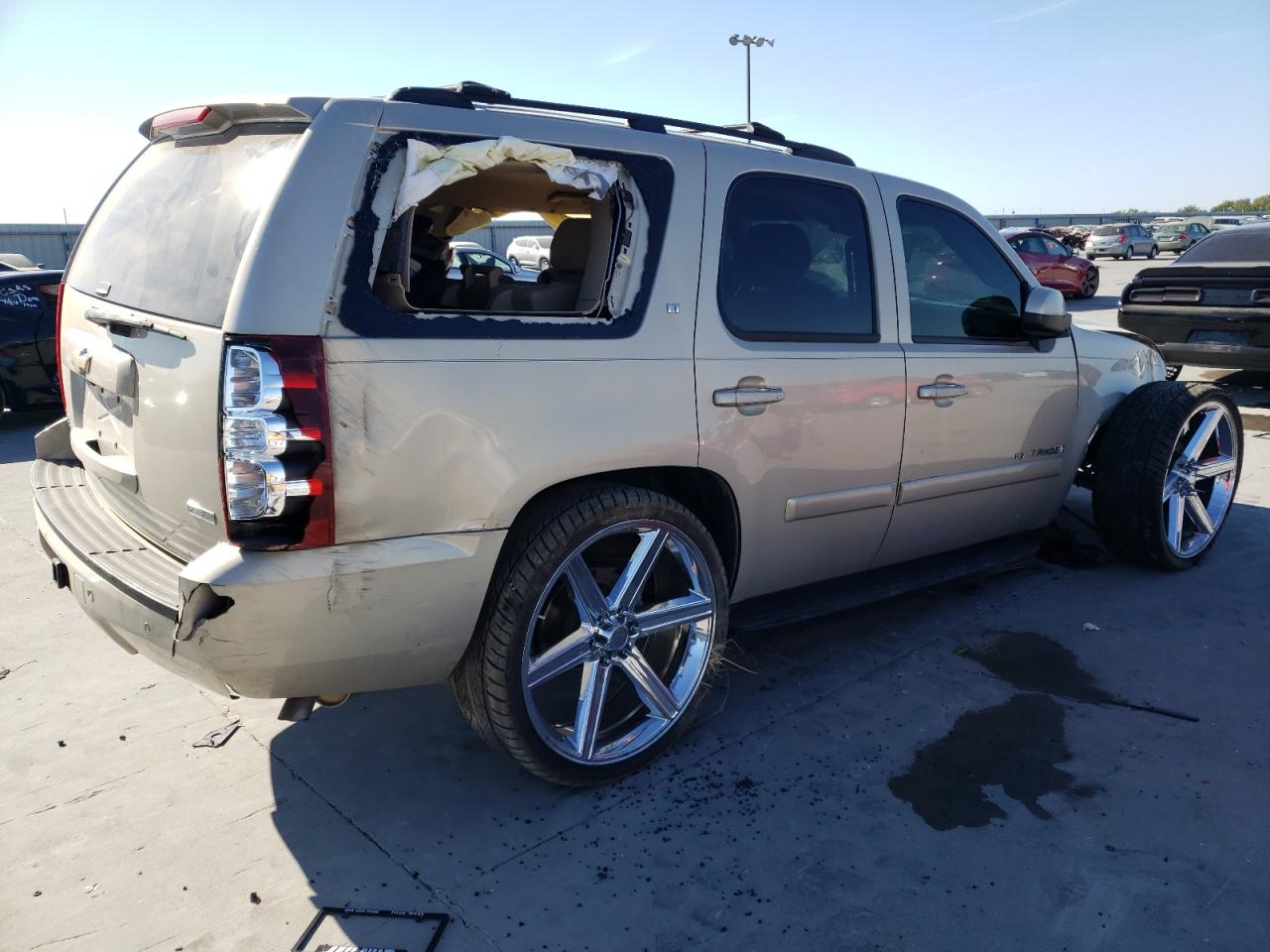 2009 Chevrolet Tahoe - Image 3