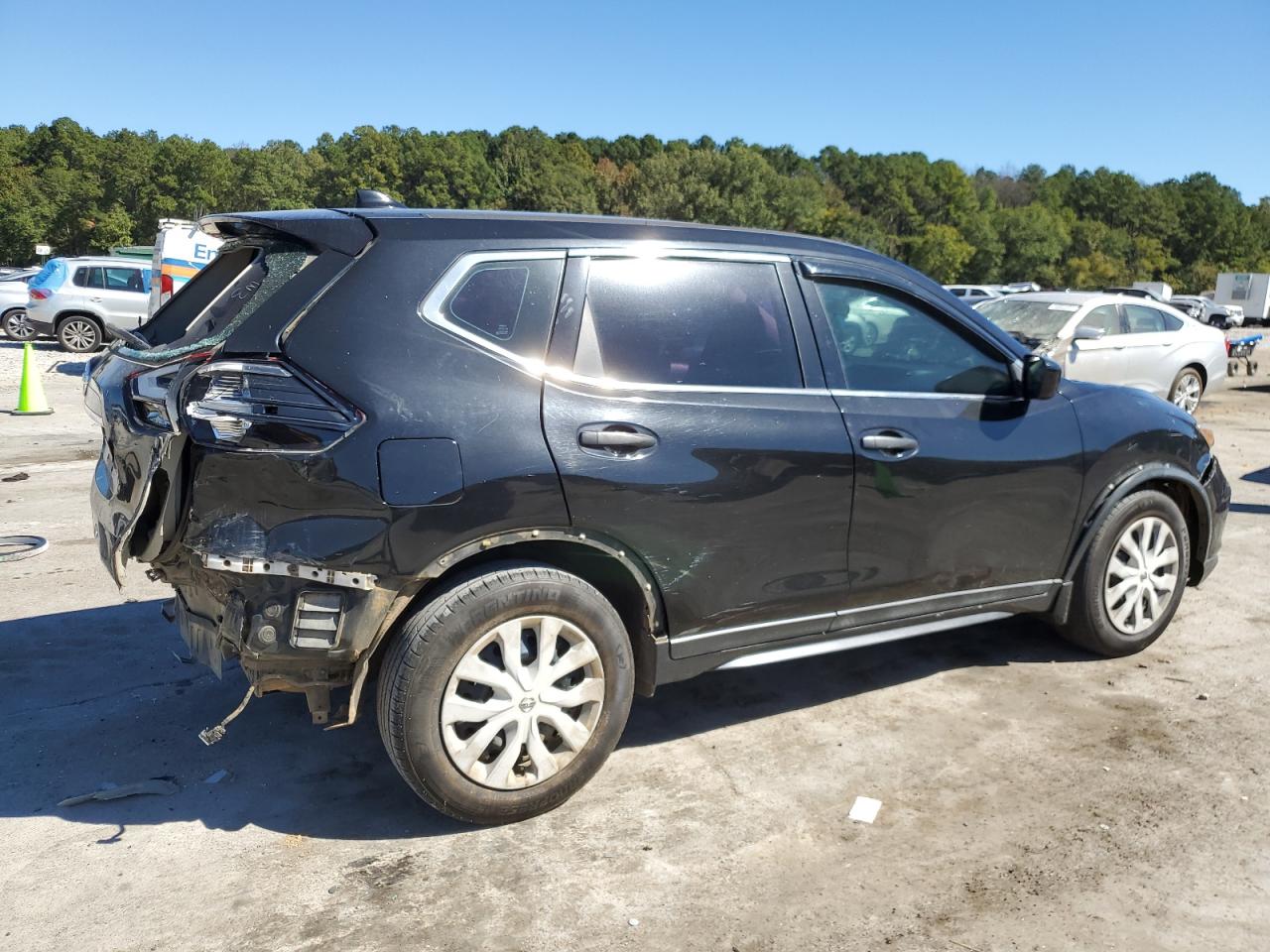 2018 Nissan Rogue S VIN: 5N1AT2MT0JC767905 Lot: 76513904