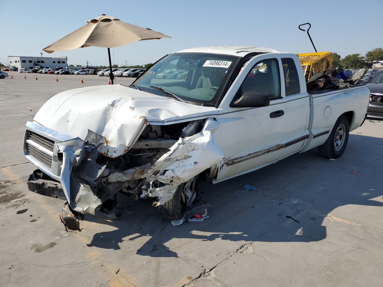 2005 Dodge Dakota - Image 1