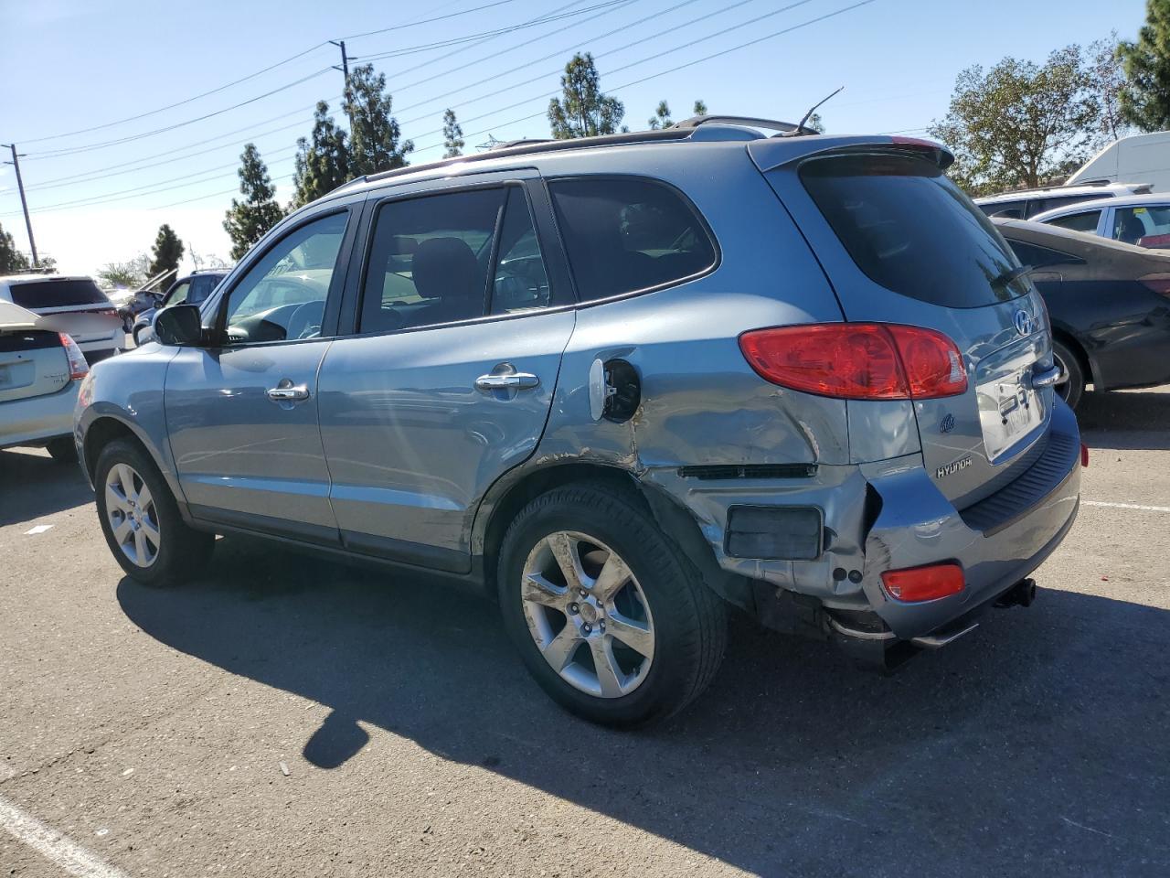 2009 Hyundai Santa Fe - Image 2