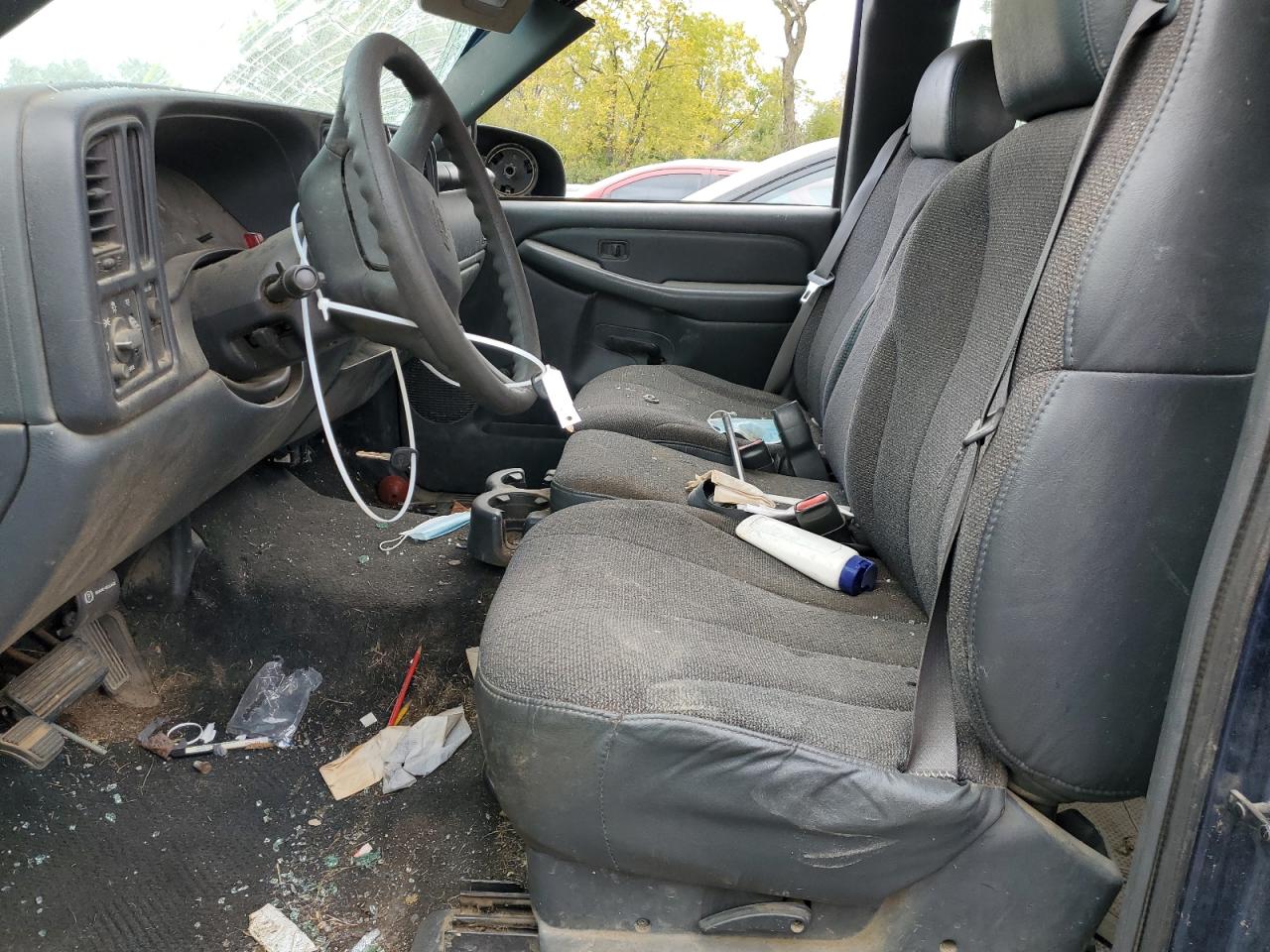 2002 Chevrolet Silverado C1500 VIN: 2GCEC19W421125987 Lot: 73111954