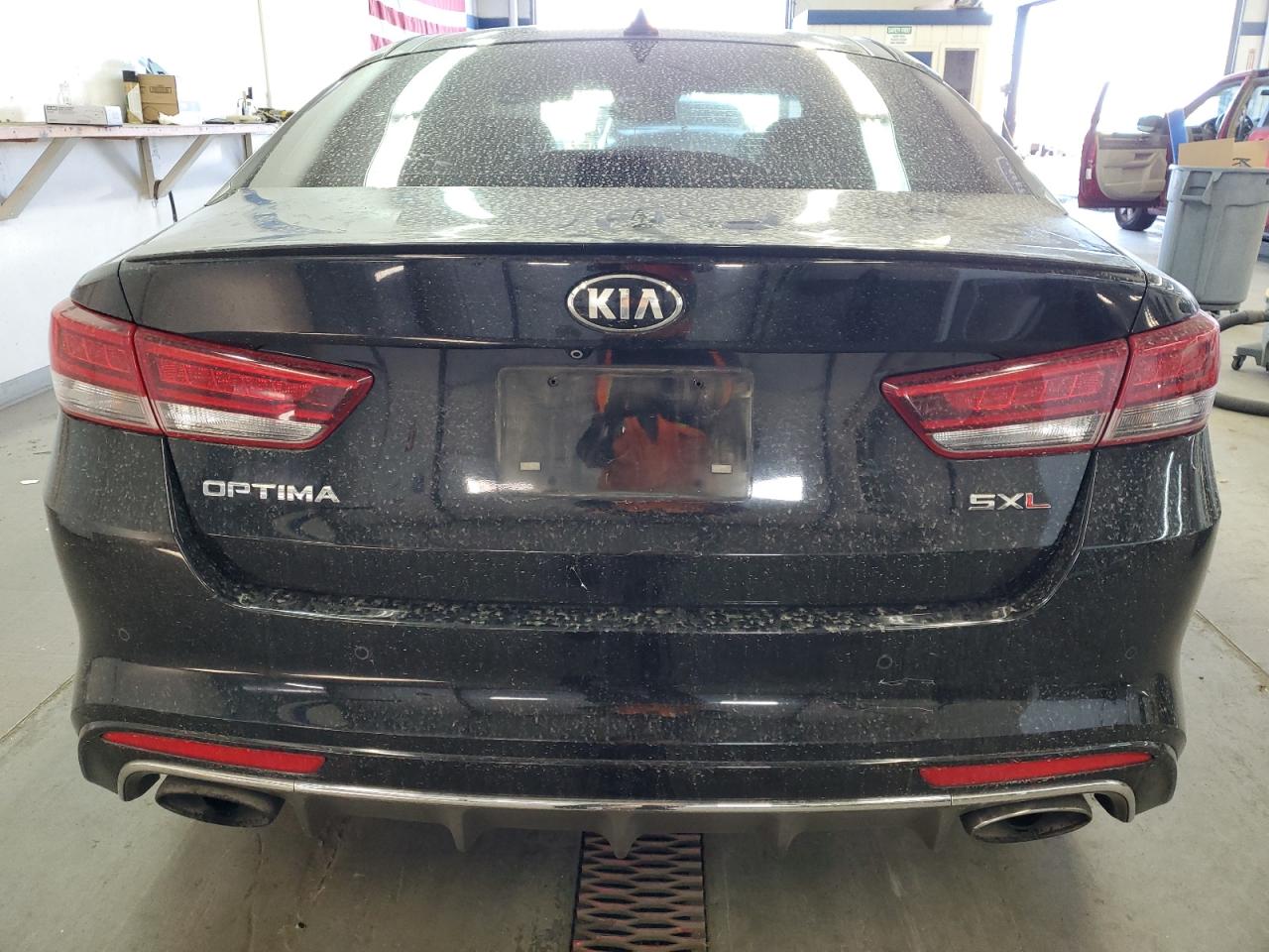 2017 Kia Optima Sxl VIN: 5XXGV4L22HG129811 Lot: 76490694