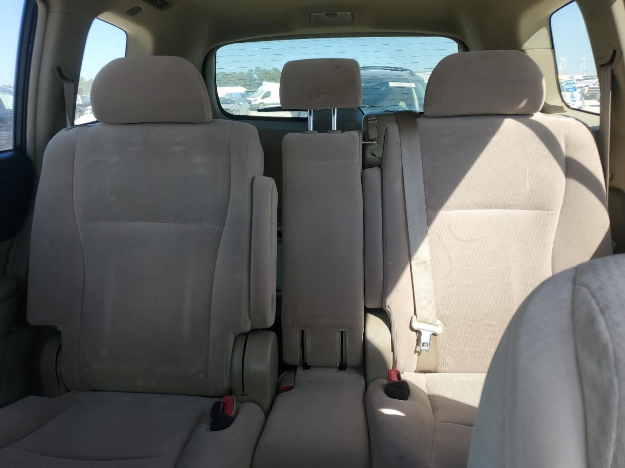 JTEZA3EH2A2009160 2010 Toyota Highlander