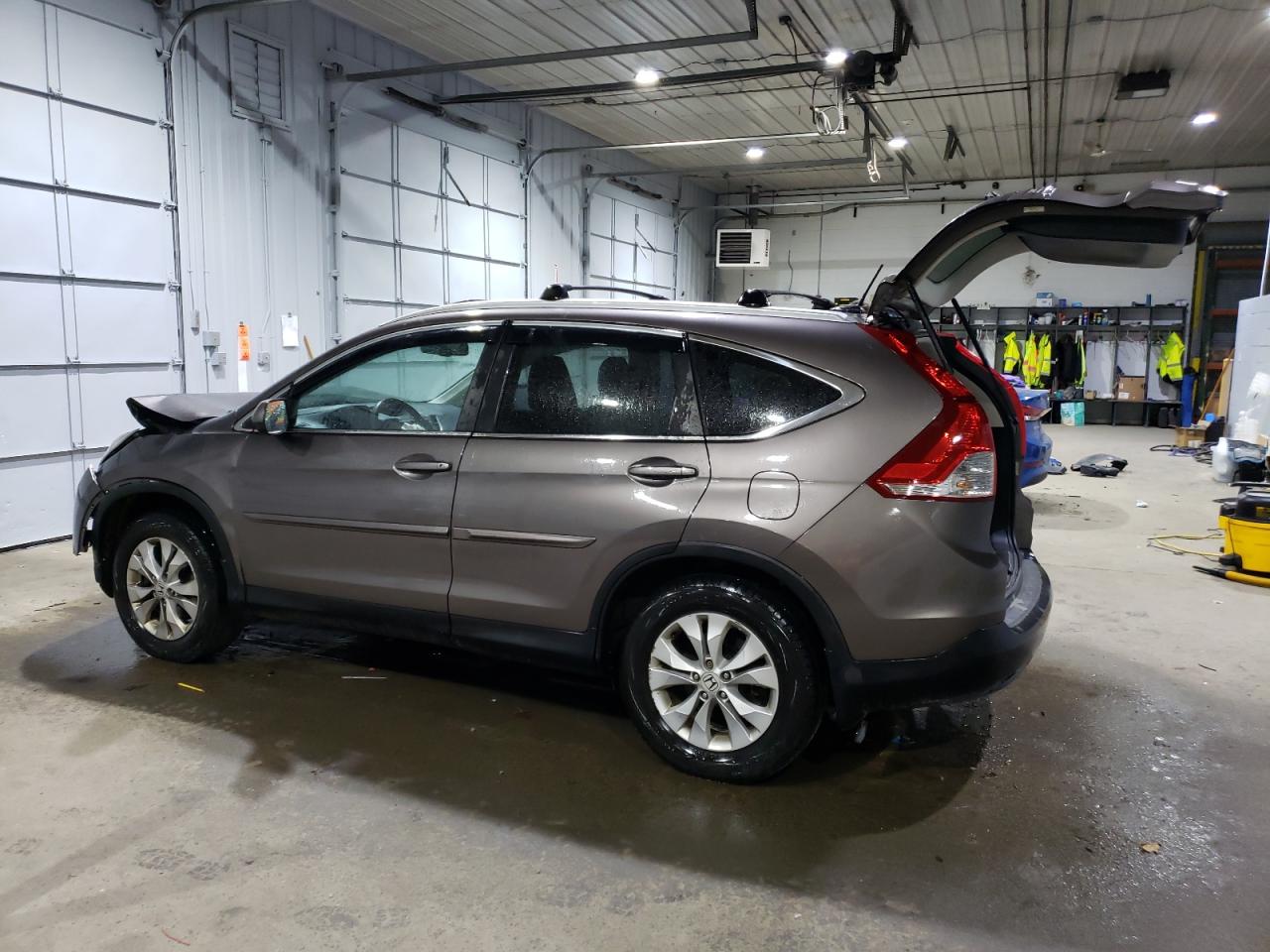 2014 Honda CR-V - Image 2