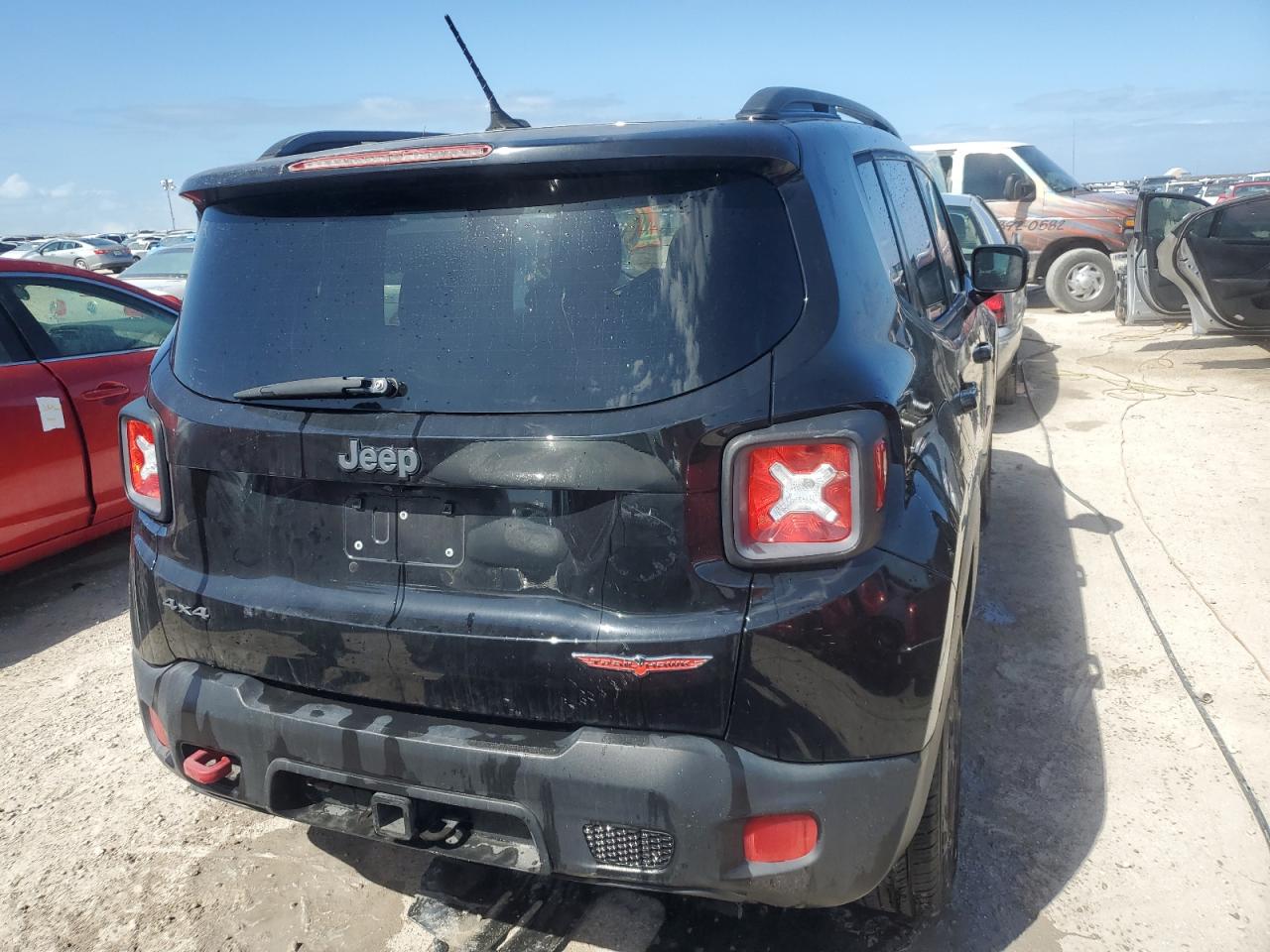 VIN ZACCJBCT2FPC14017 2015 JEEP RENEGADE no.6