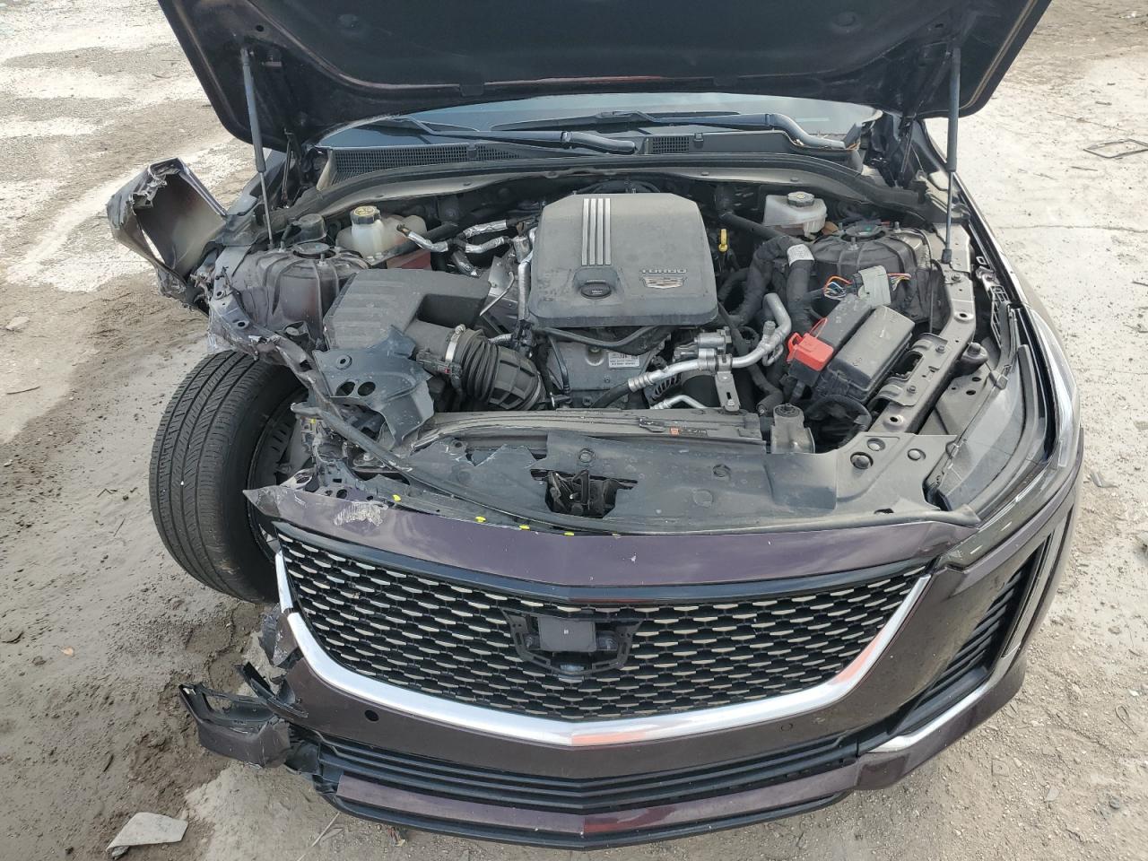 2022 Cadillac CT5 - Image 11