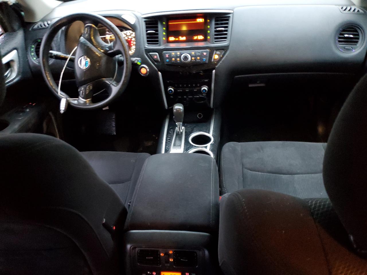 2015 Nissan Pathfinder - Image 8
