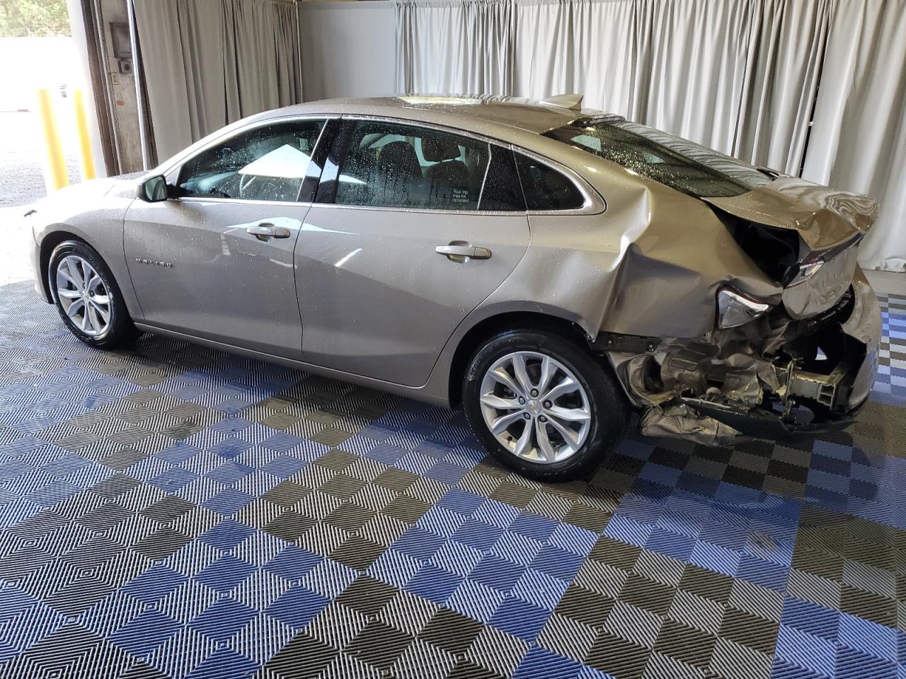 2023 Chevrolet Malibu - Image 2