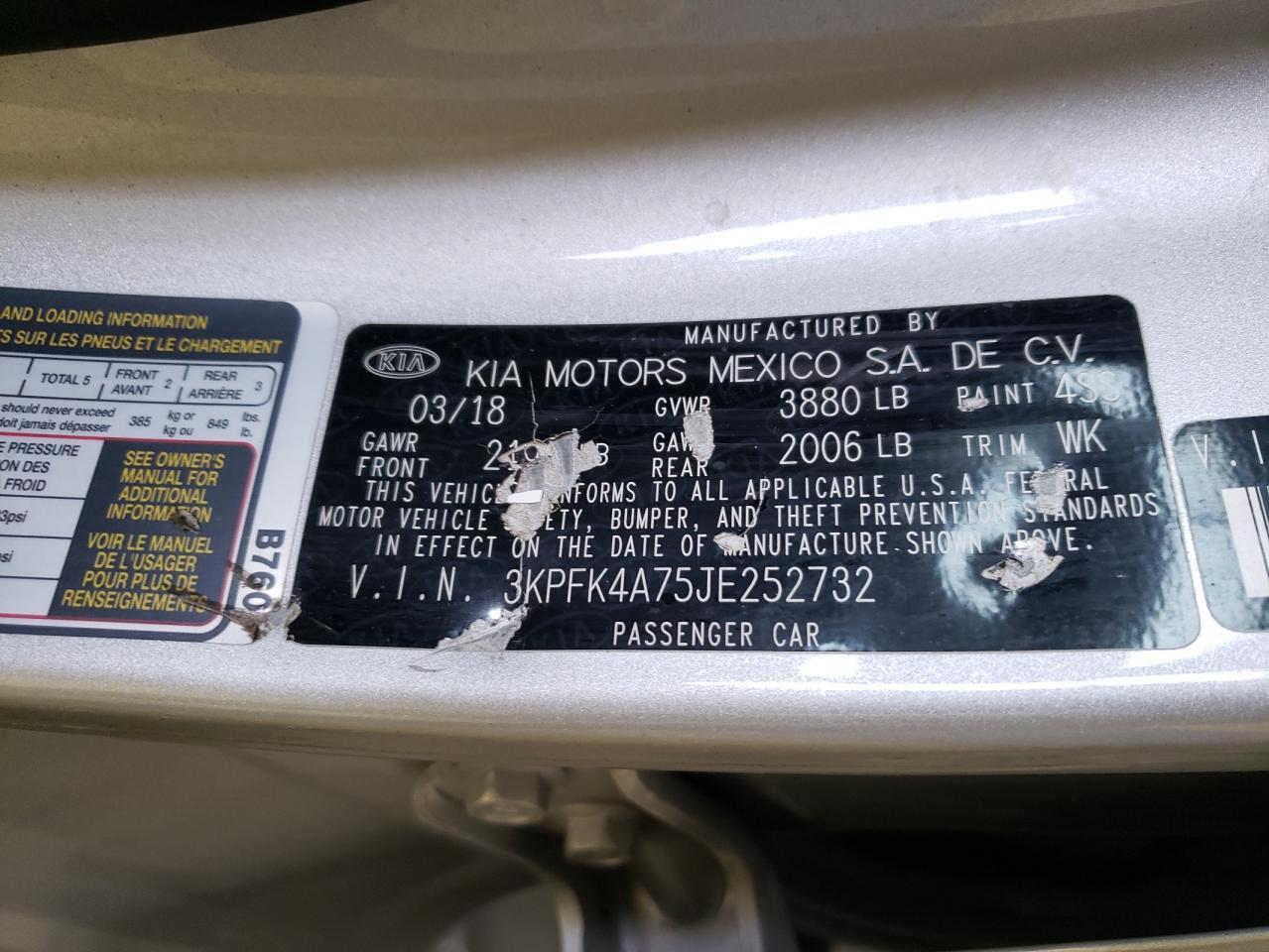 3KPFK4A75JE252732 2018 Kia Forte Lx