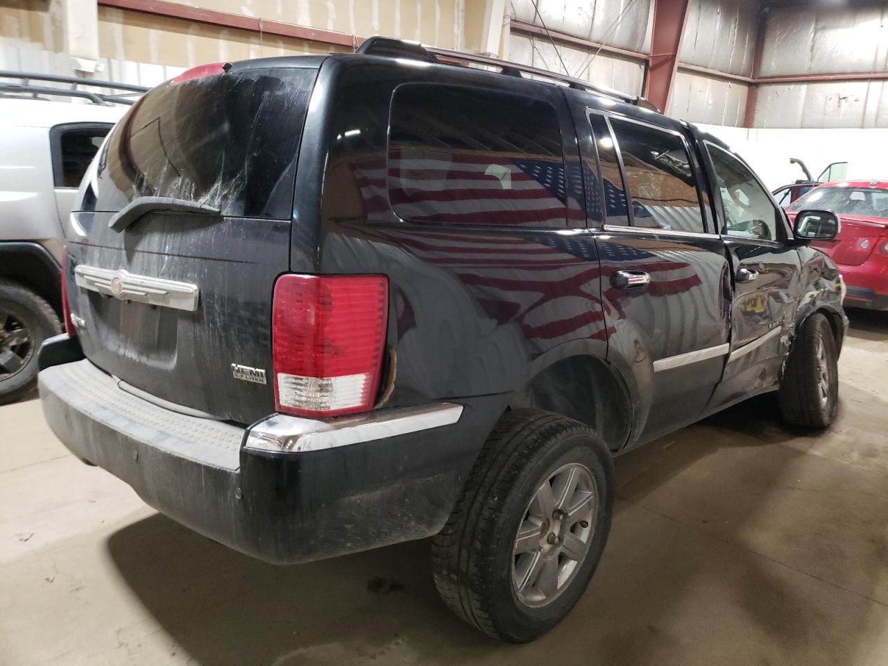 2008 Chrysler Aspen - Image 3