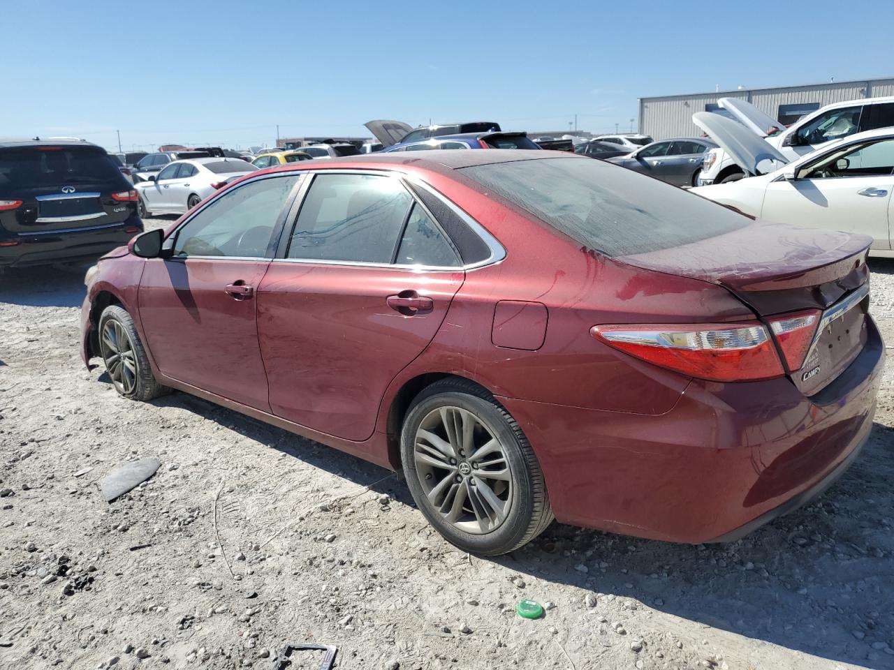 VIN 4T1BF1FK4HU634465 2017 TOYOTA CAMRY no.2