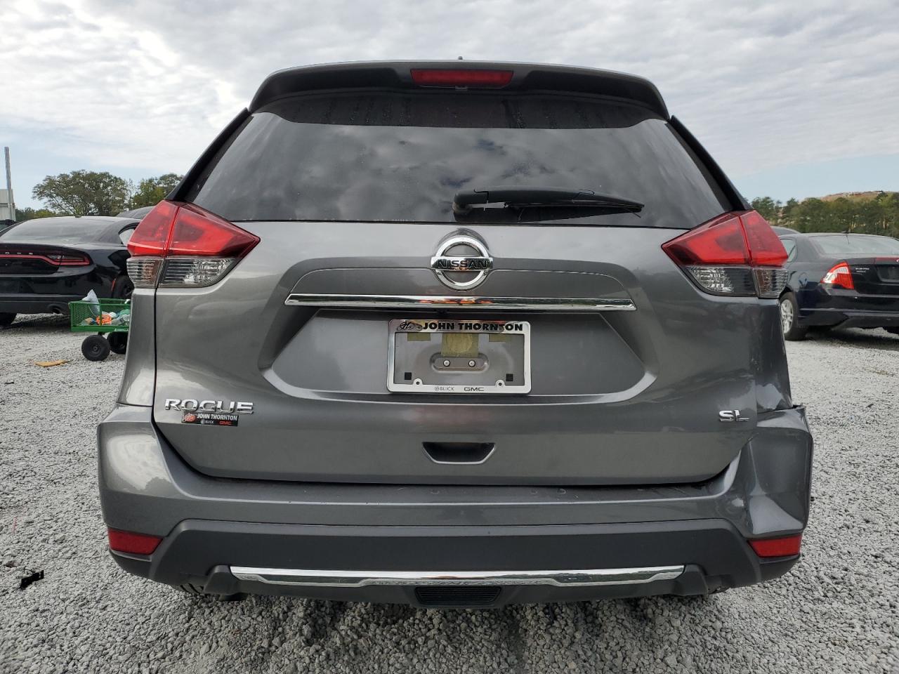 2018 Nissan Rogue - Image 6