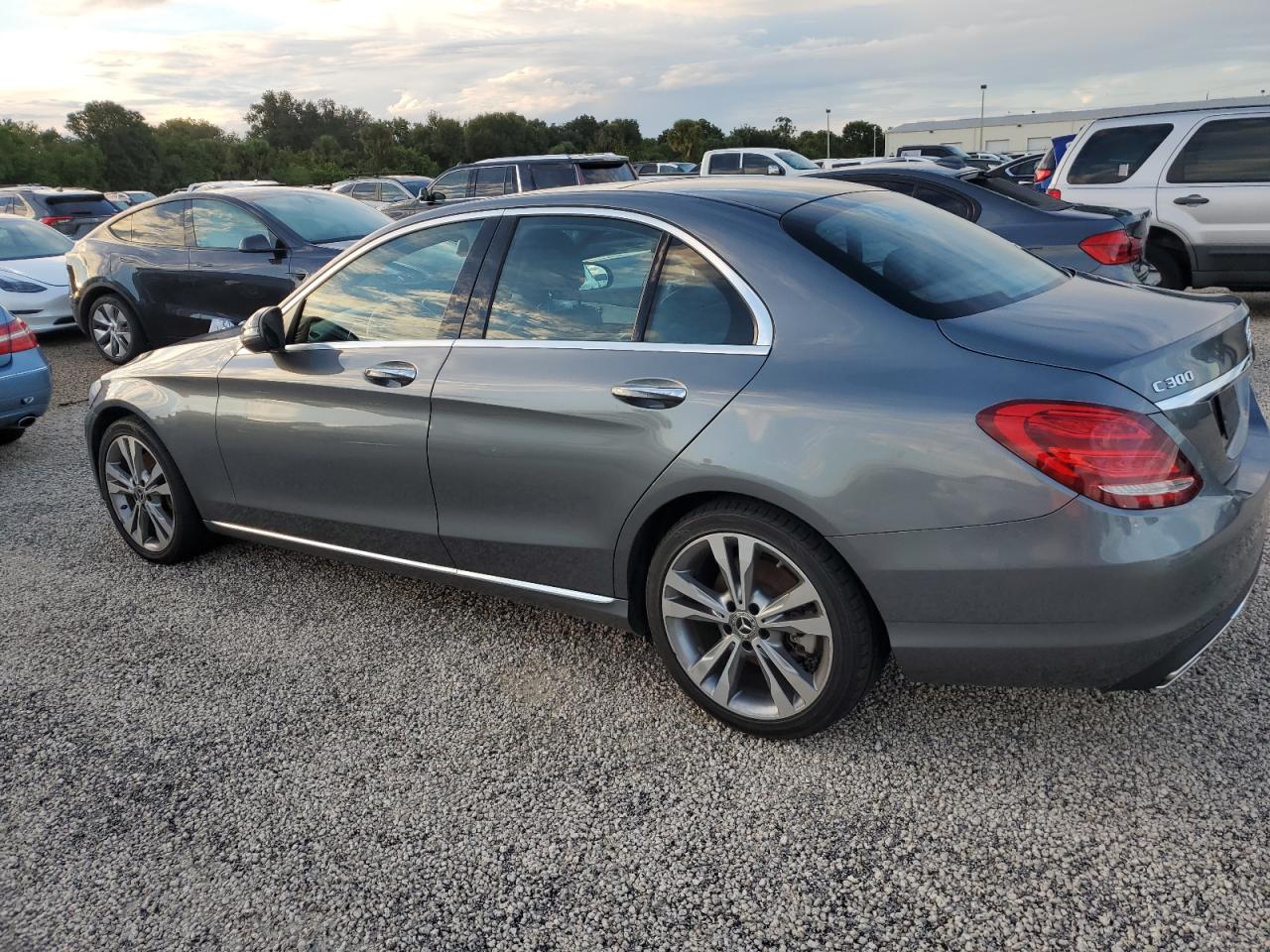 55SWF4KB3JU236321 2018 MERCEDES-BENZ C CLASS - Image 2