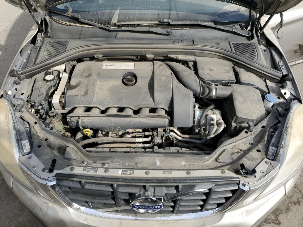 YV4902DZ8D2445492 2013 Volvo Xc60 T6