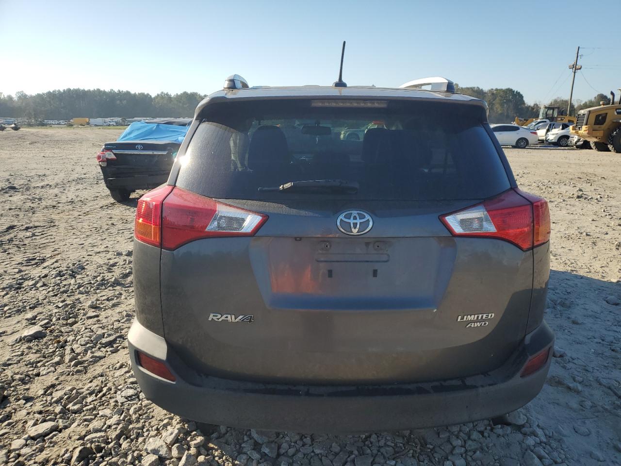 2014 Toyota RAV 4 - Image 6
