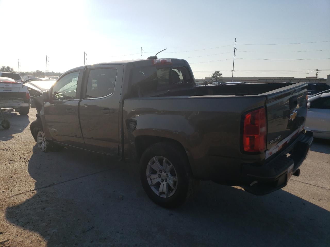 2016 Chevrolet Colorado - Image 2