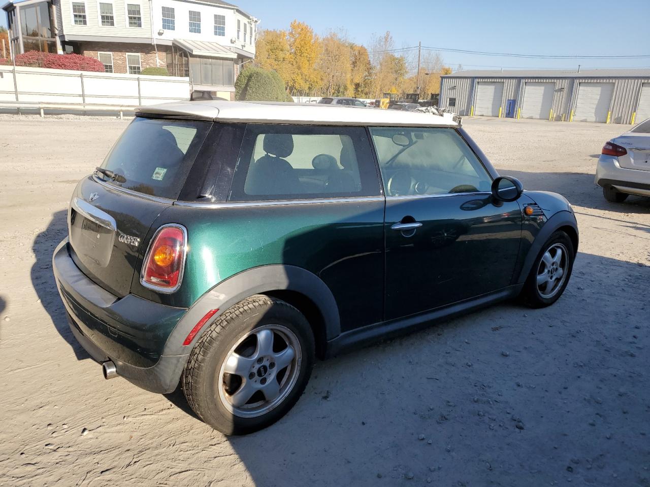 2010 MINI Cooper - Image 3