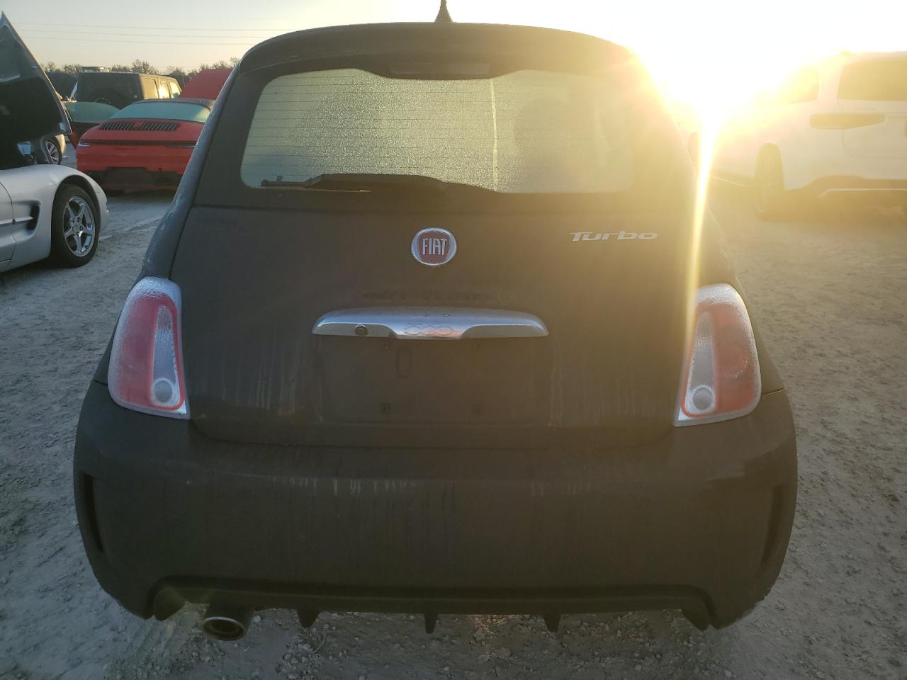 3C3CFFCH7JT255219 2018 Fiat 500 Lounge