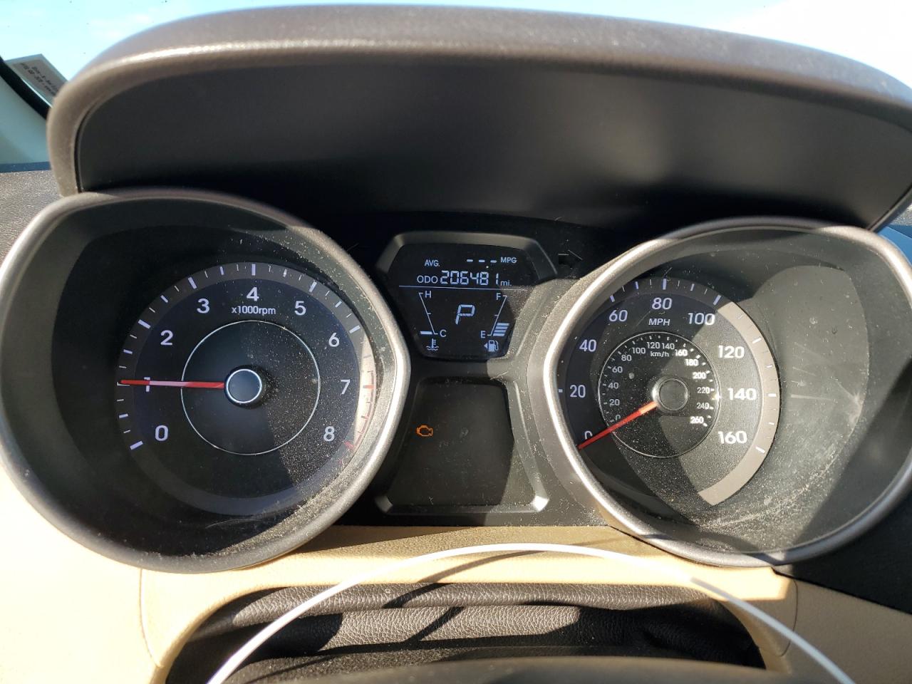 2013 Hyundai Elantra - Image 9