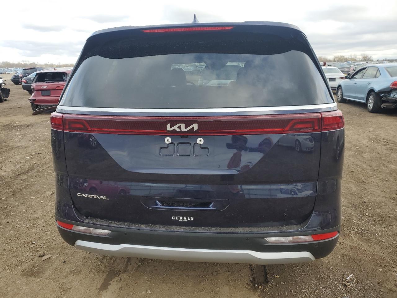 2024 Kia Carnival Lx VIN: KNDNB4H39R6303228 Lot: 78284124